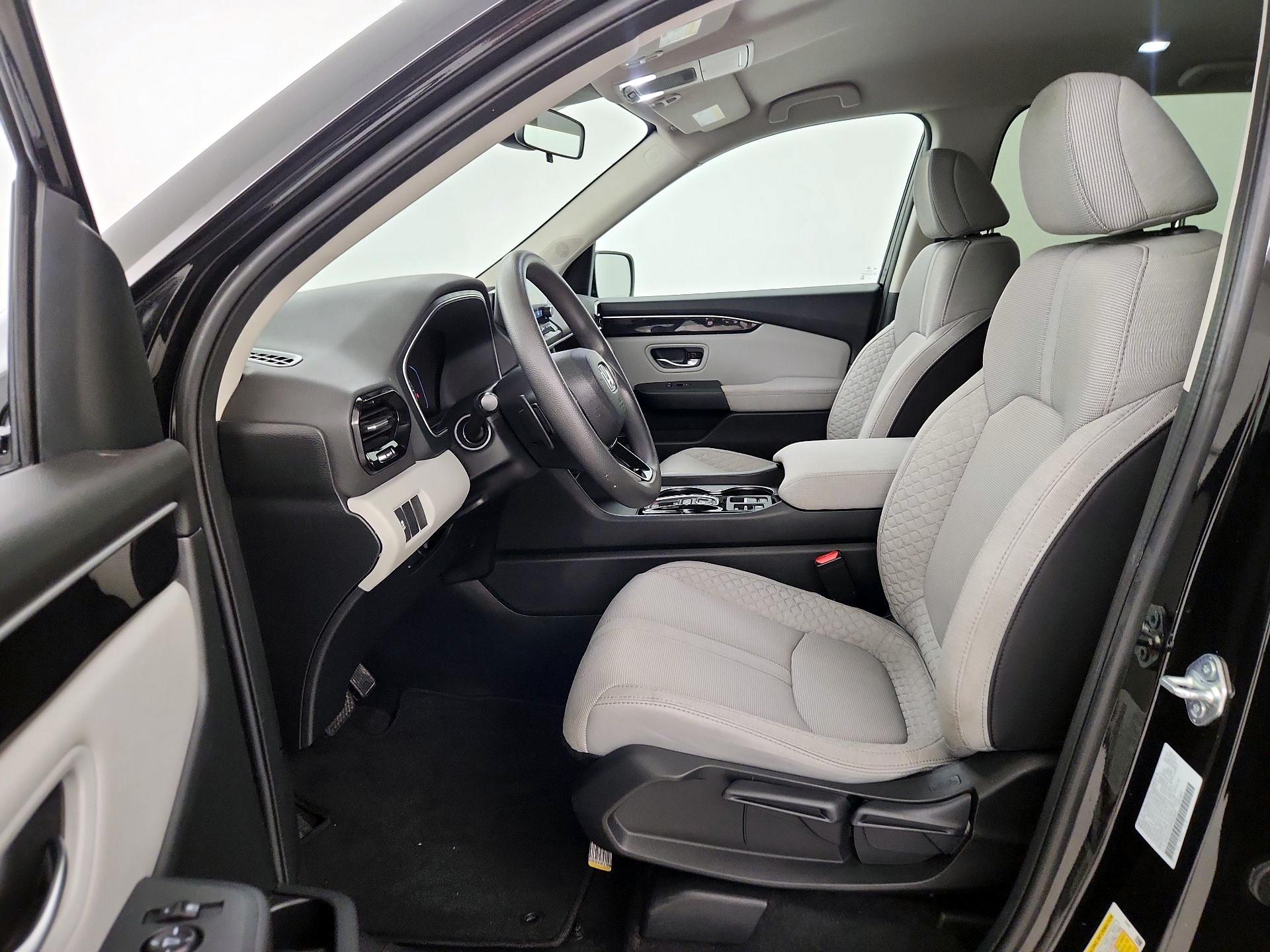 Thumbnail: 2023 Honda Pilot - 11