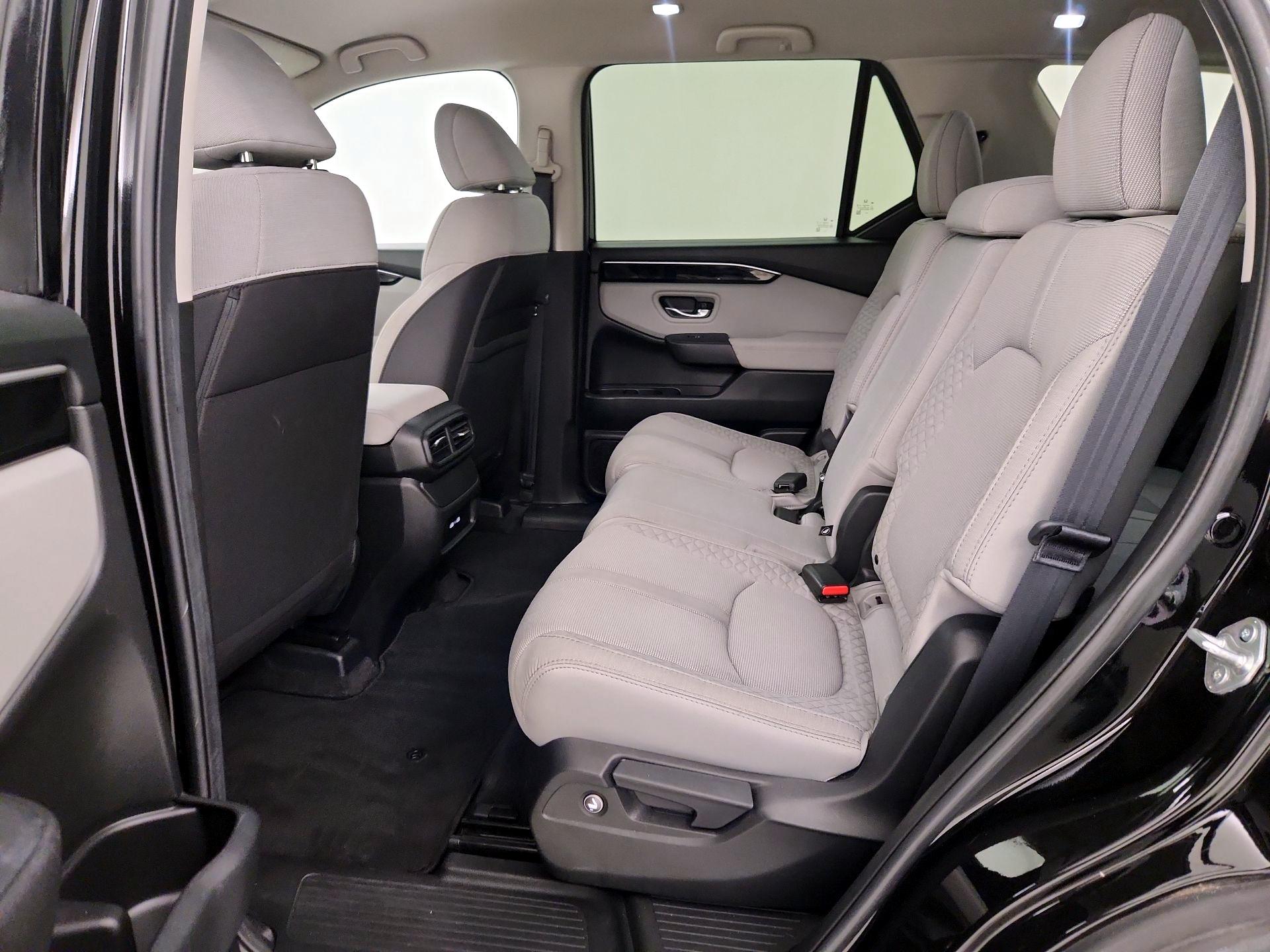 Thumbnail: 2023 Honda Pilot - 19