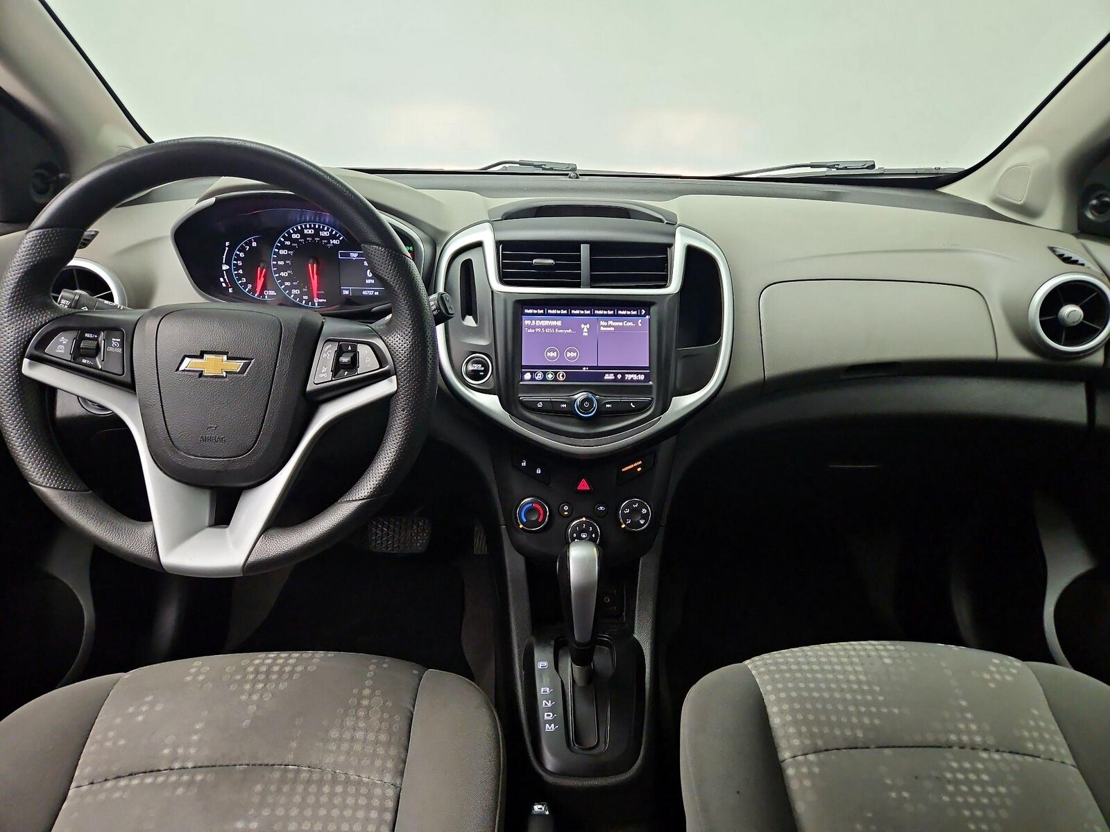 2020 Chevrolet Sonic LT, photo 10