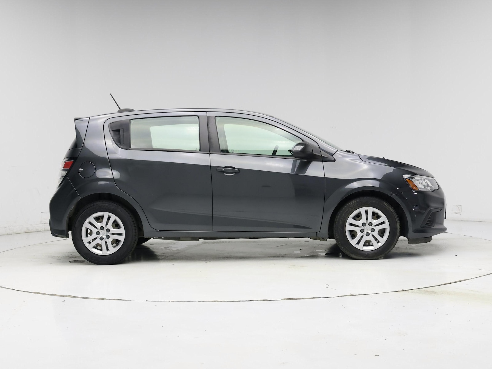 2020 Chevrolet Sonic LT, photo 8