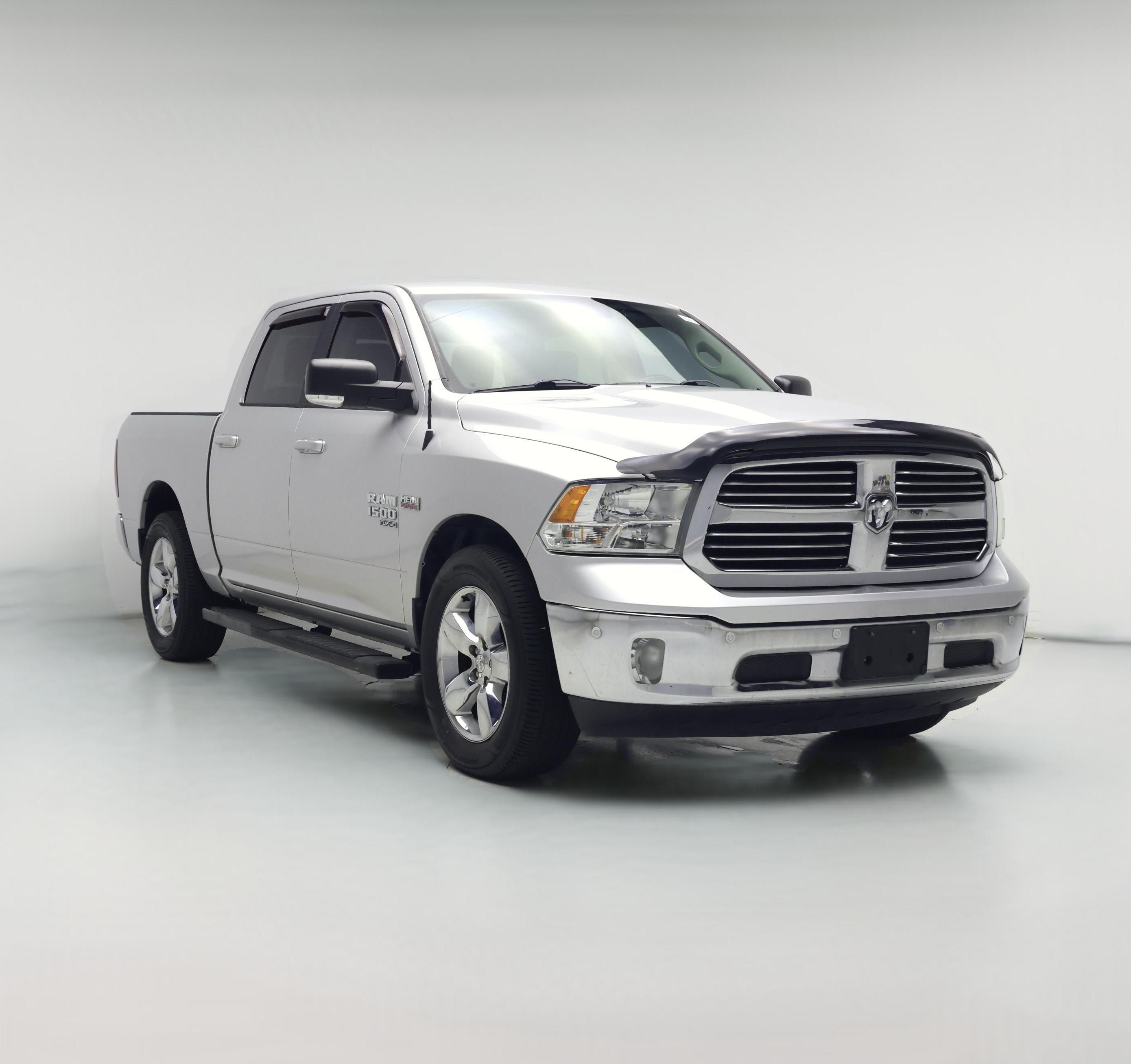 Thumbnail: 2019 RAM 1500 Classic - 1