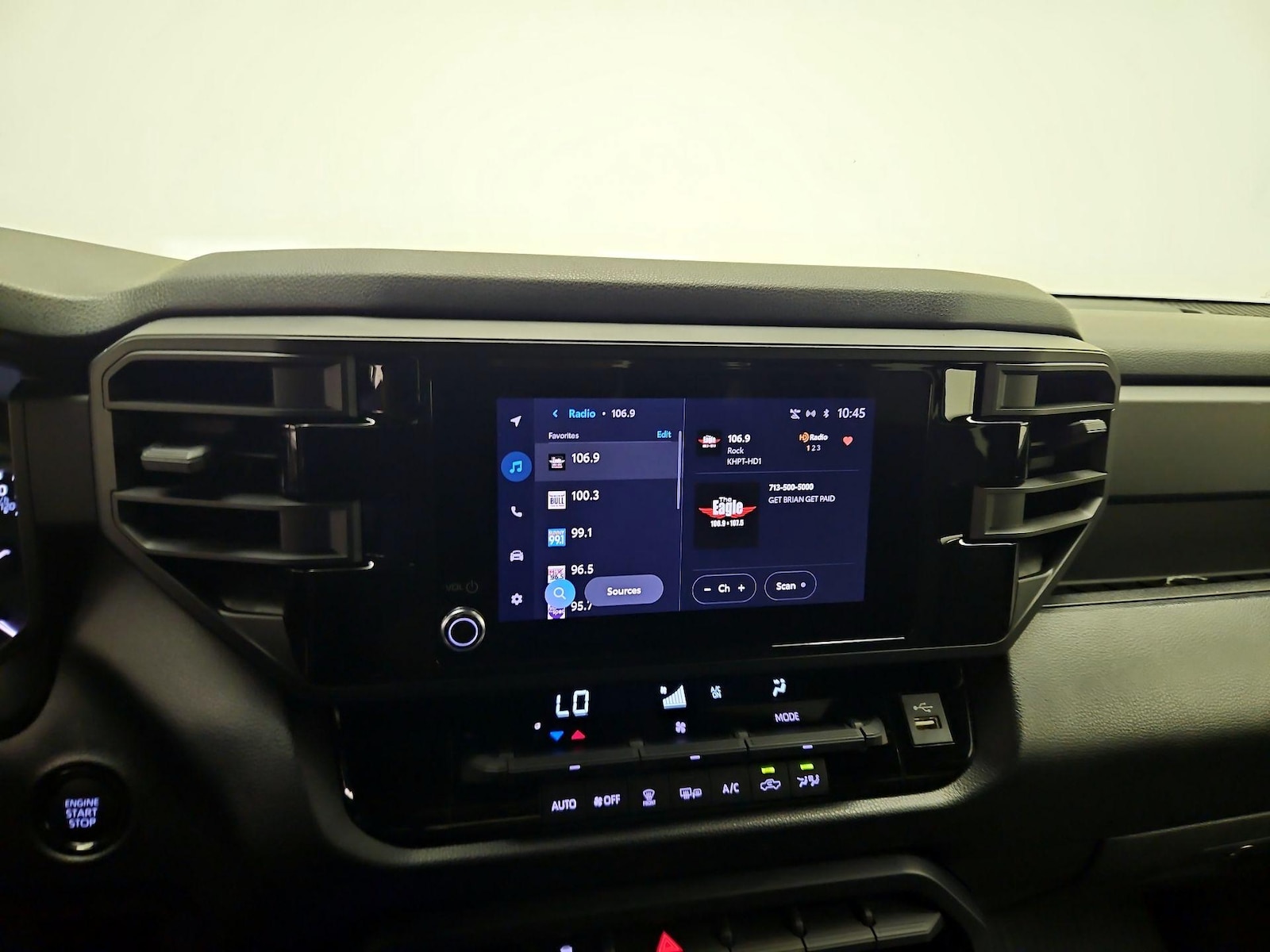 2026 Toyota Tundra SR - Photo 15