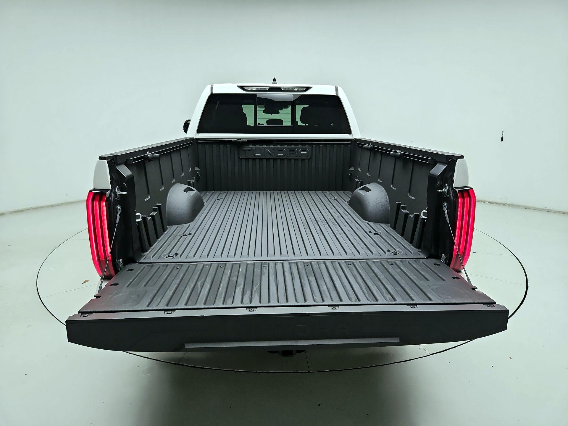 Thumbnail: 2026 Toyota Tundra - 18