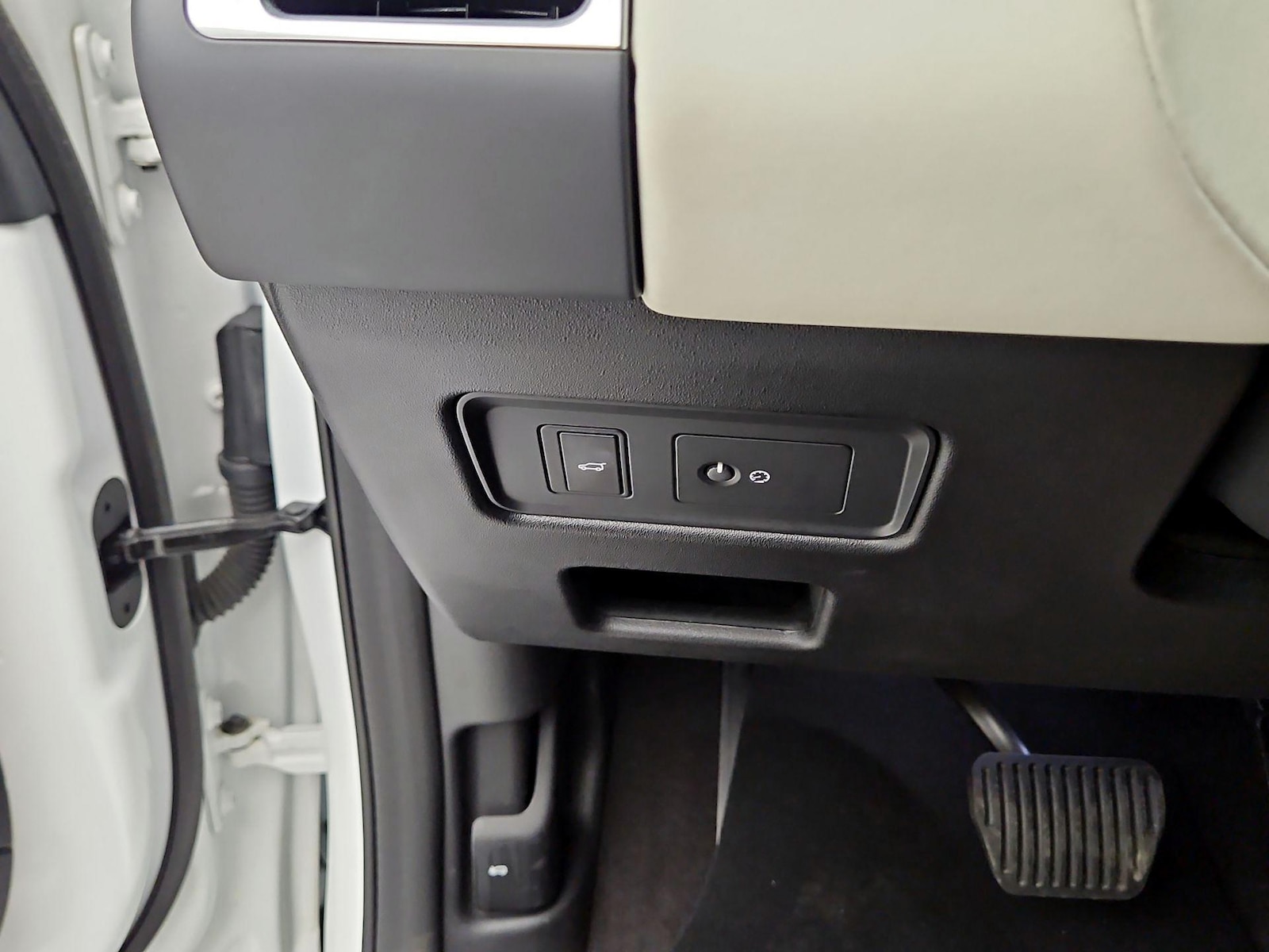 2025 Land Rover Discovery S - Photo 14