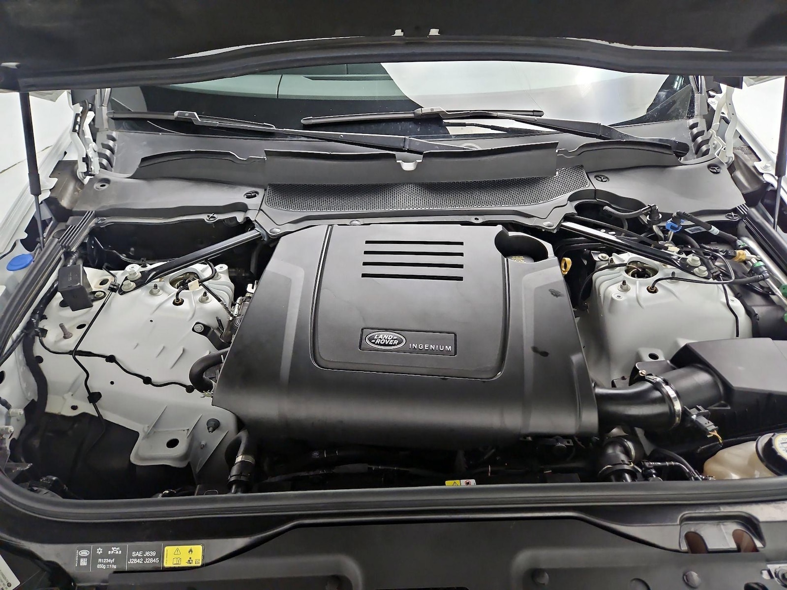 2025 Land Rover Discovery S - Photo 26