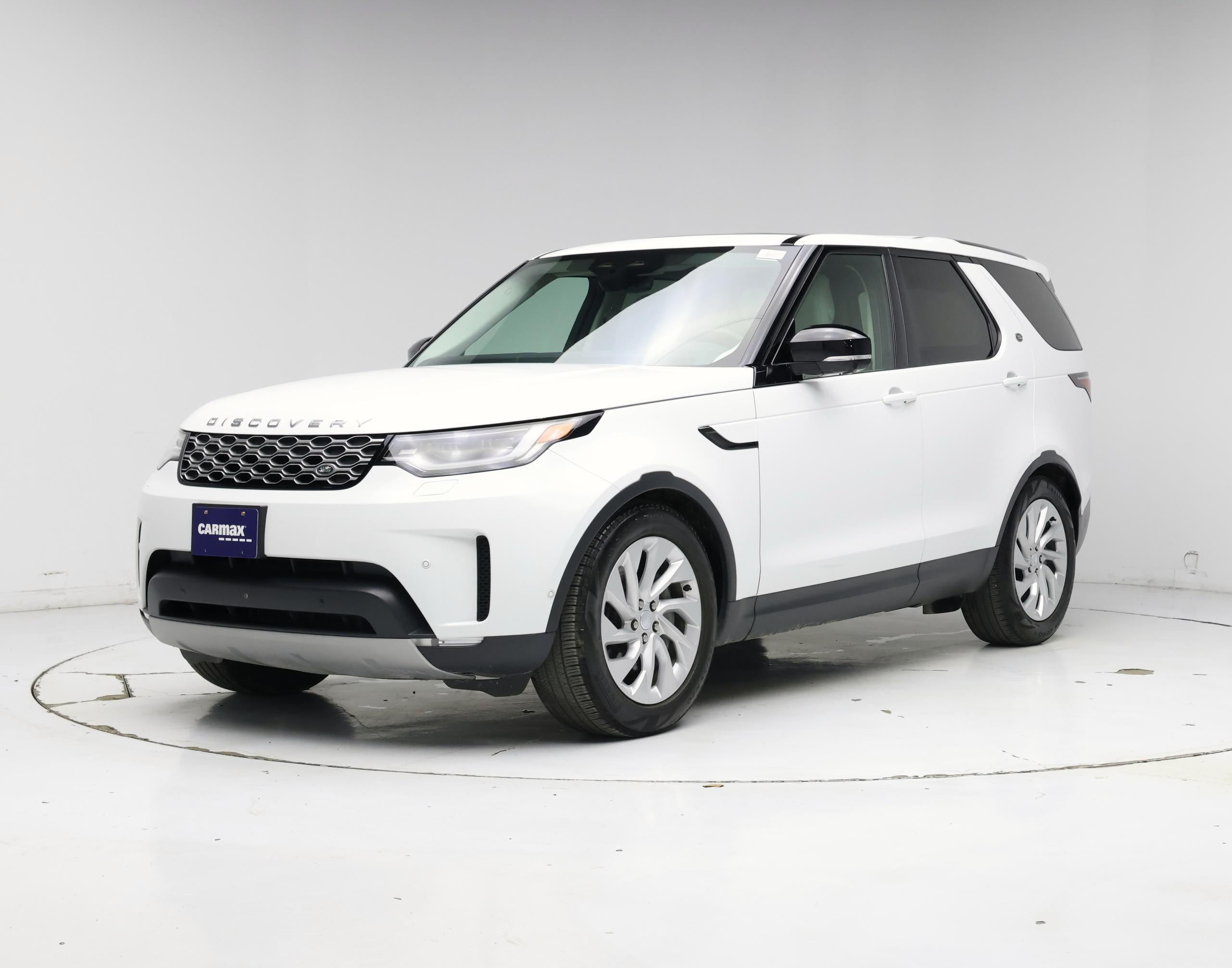 Thumbnail: 2025 Land Rover Discovery - 4