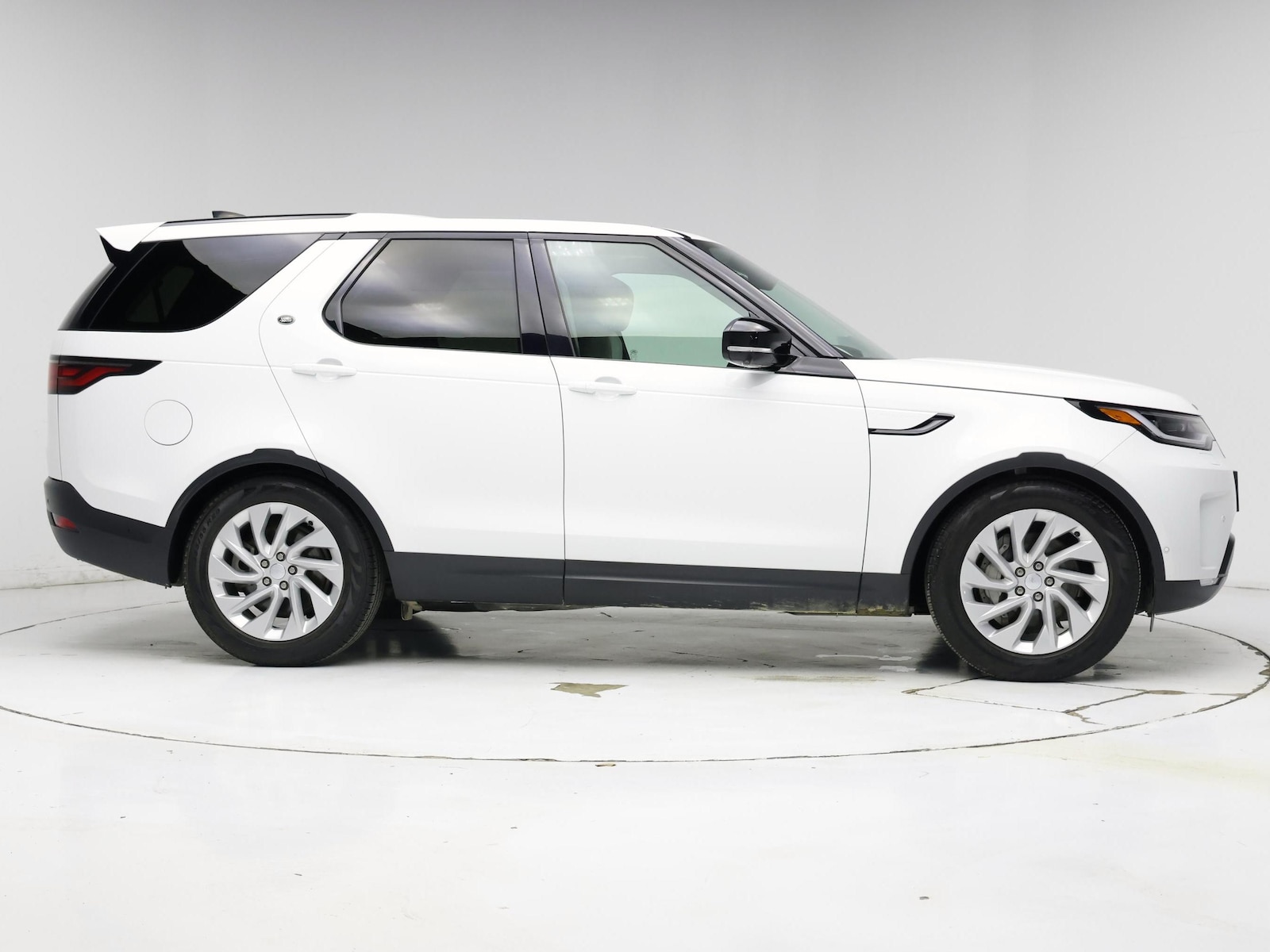 2025 Land Rover Discovery S - Photo 8