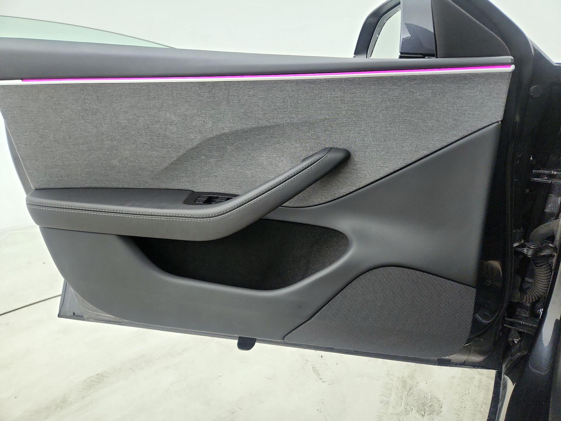 Thumbnail: 2025 Tesla Model 3 - 12