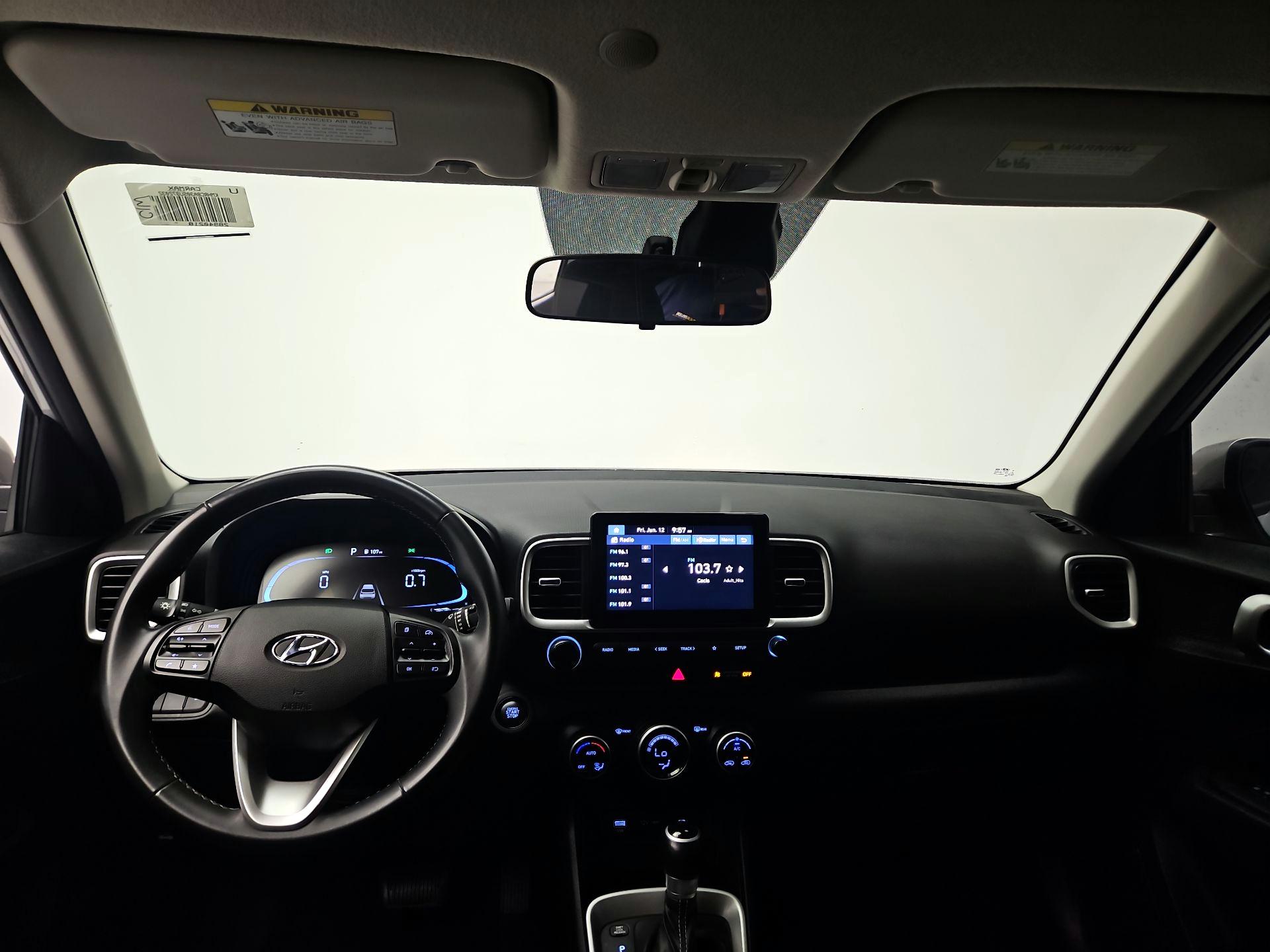 Thumbnail: 2025 Hyundai Venue - 9