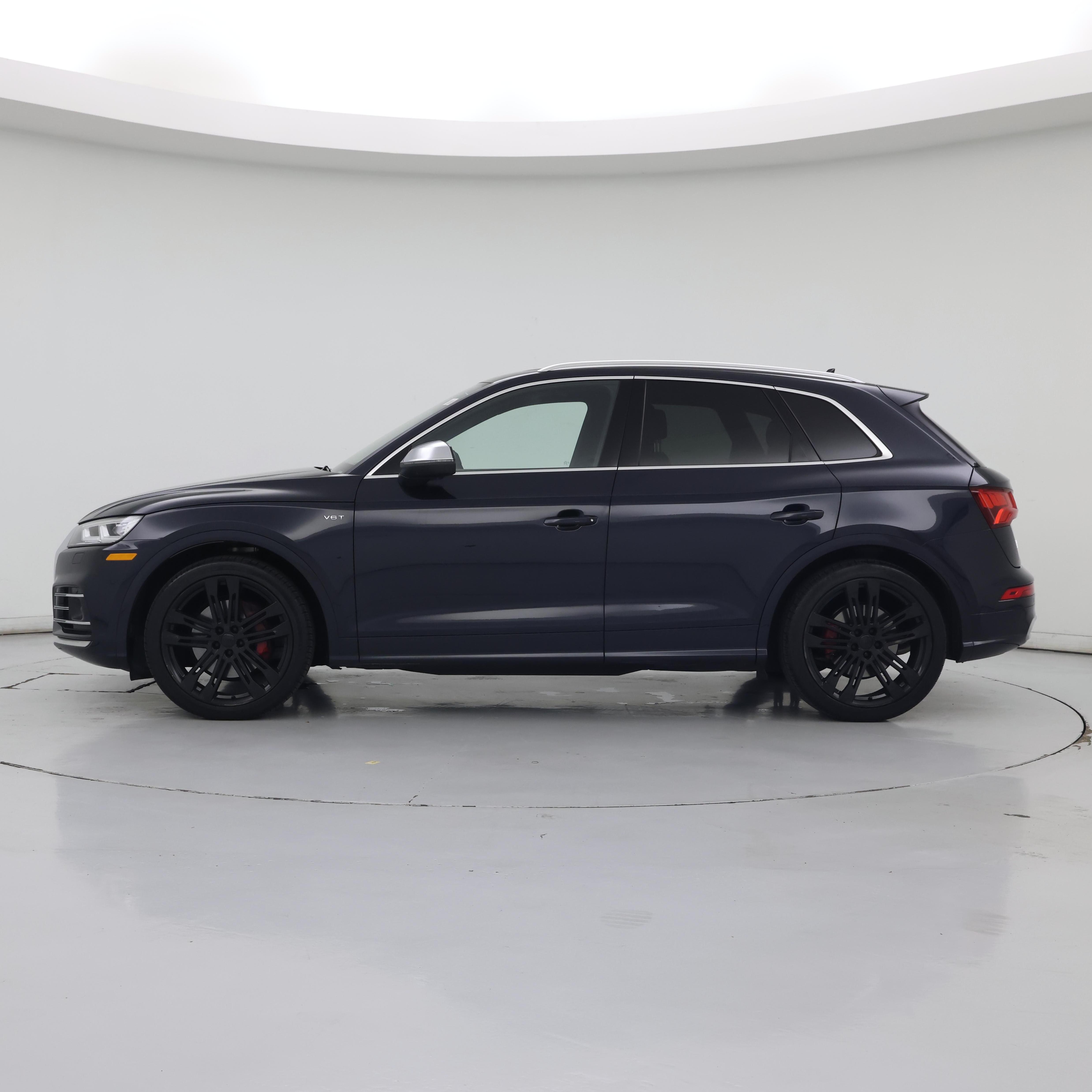 Thumbnail: 2018 Audi SQ5 - 3