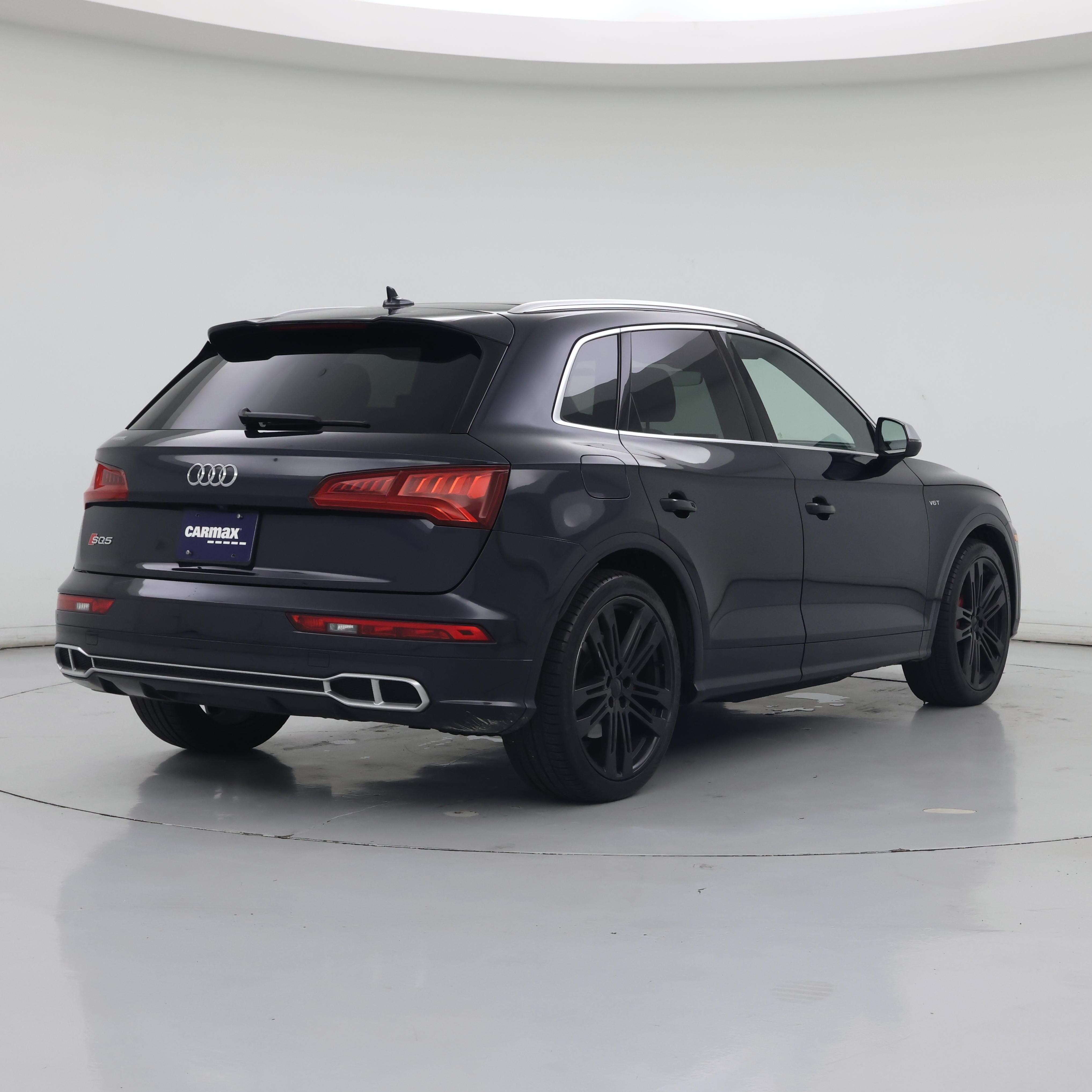 Thumbnail: 2018 Audi SQ5 - 8