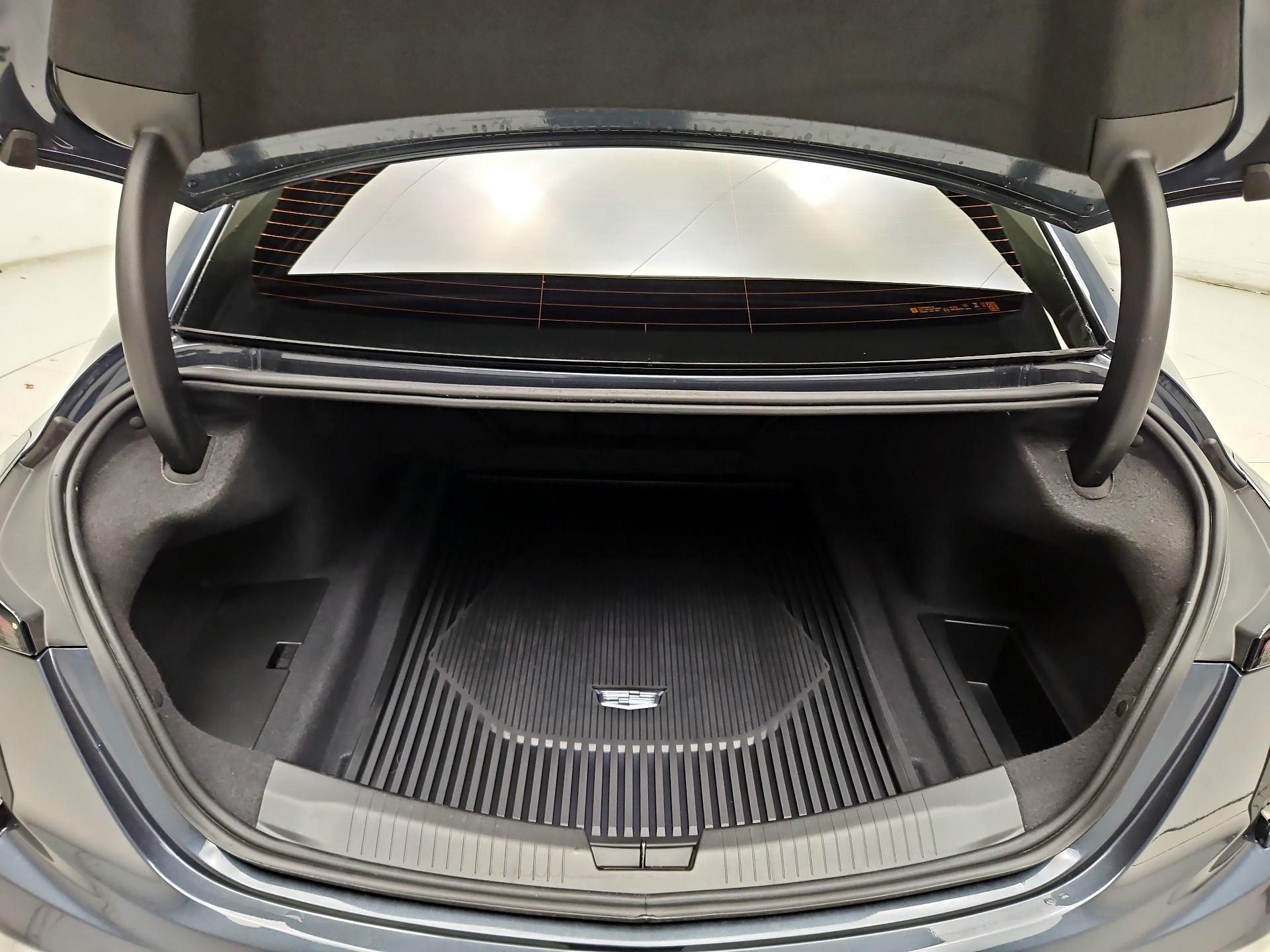 Thumbnail: 2026 Cadillac CT5 - 18