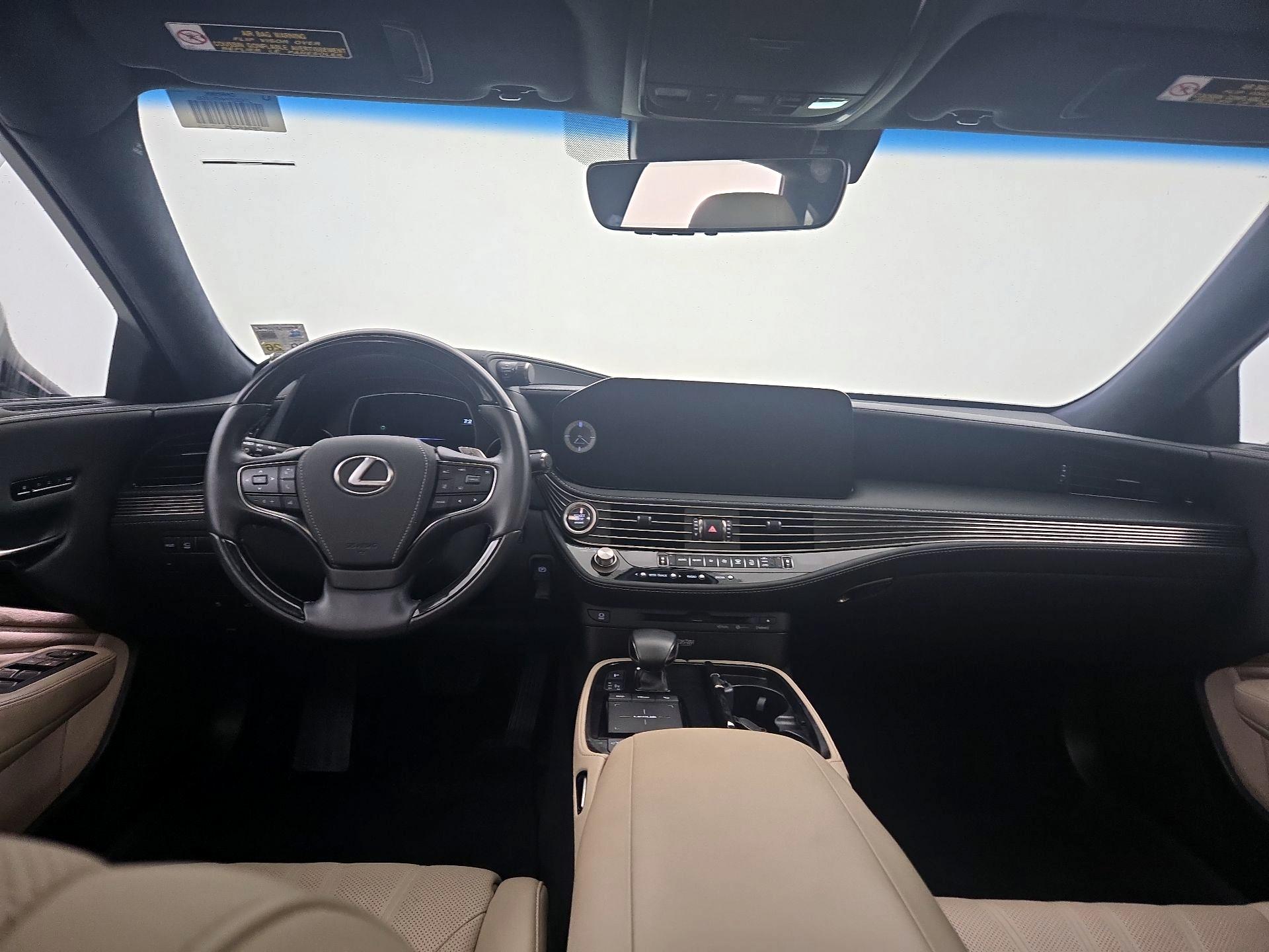 Thumbnail: 2022 Lexus LS - 9