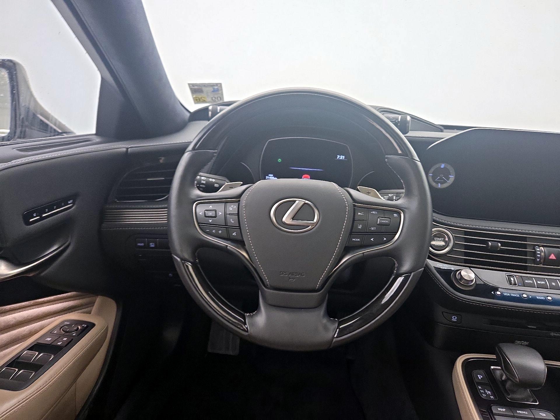 Thumbnail: 2022 Lexus LS - 10