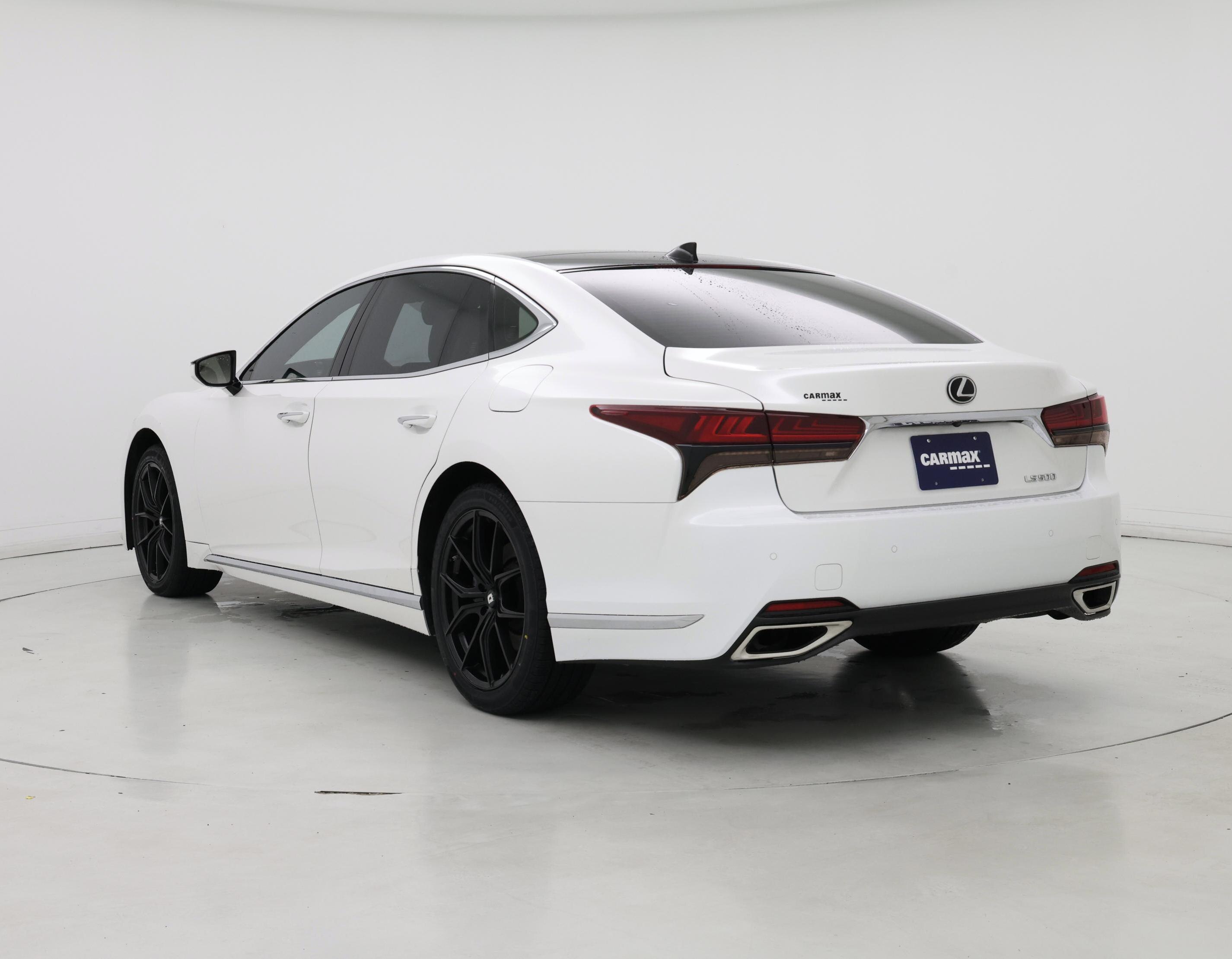 Thumbnail: 2022 Lexus LS - 2