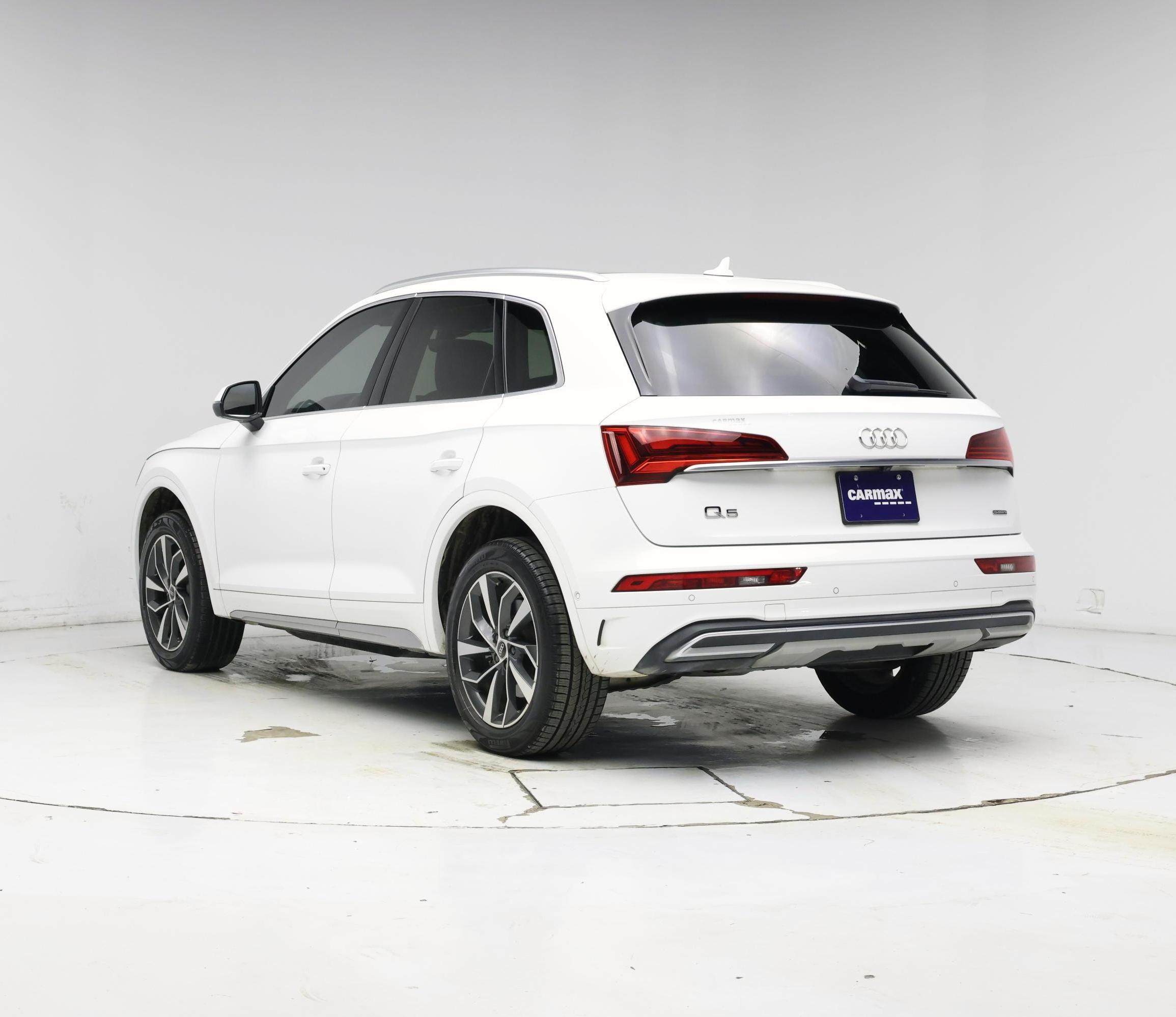 Thumbnail: 2021 Audi Q5 - 2