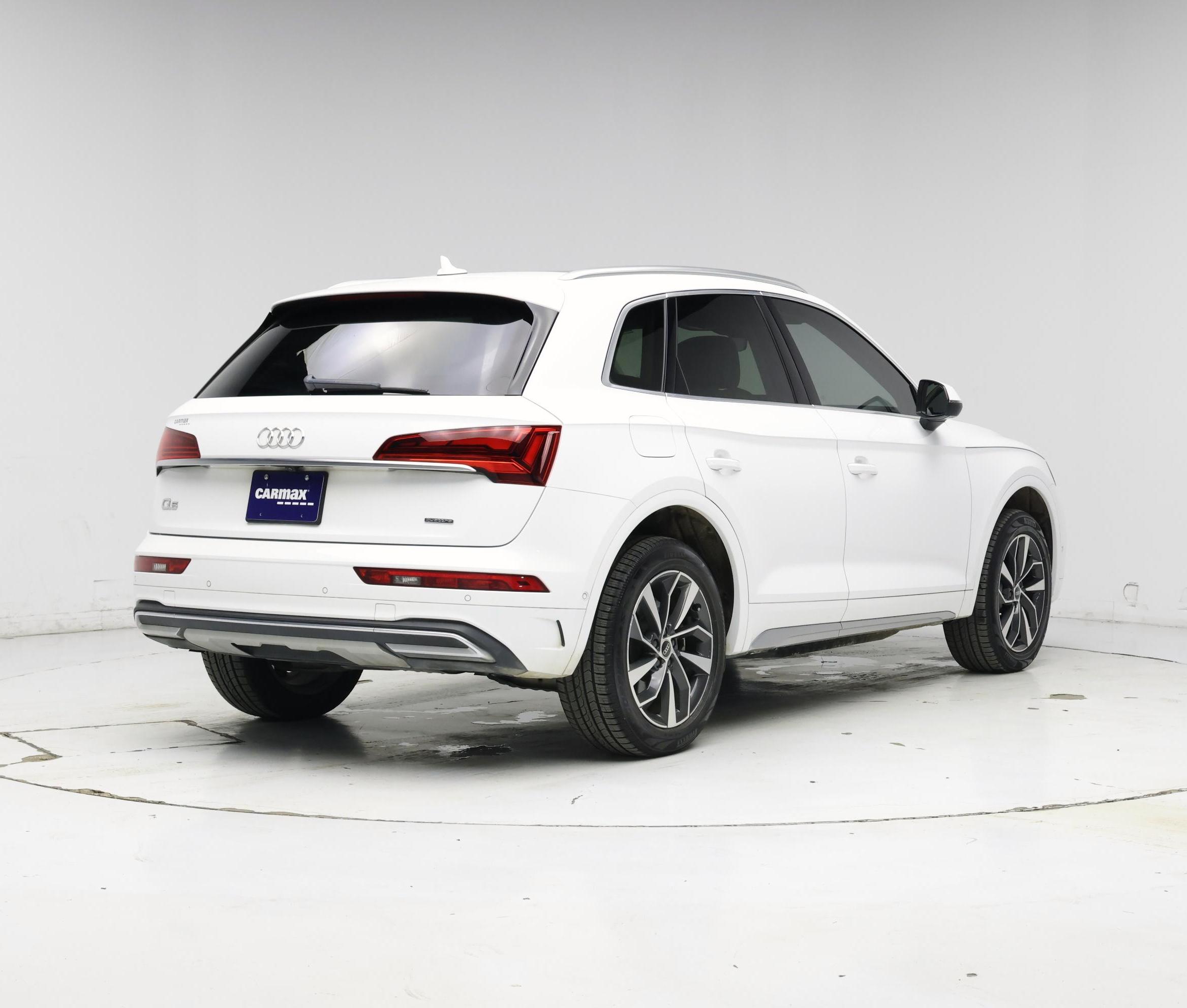 Thumbnail: 2021 Audi Q5 - 8