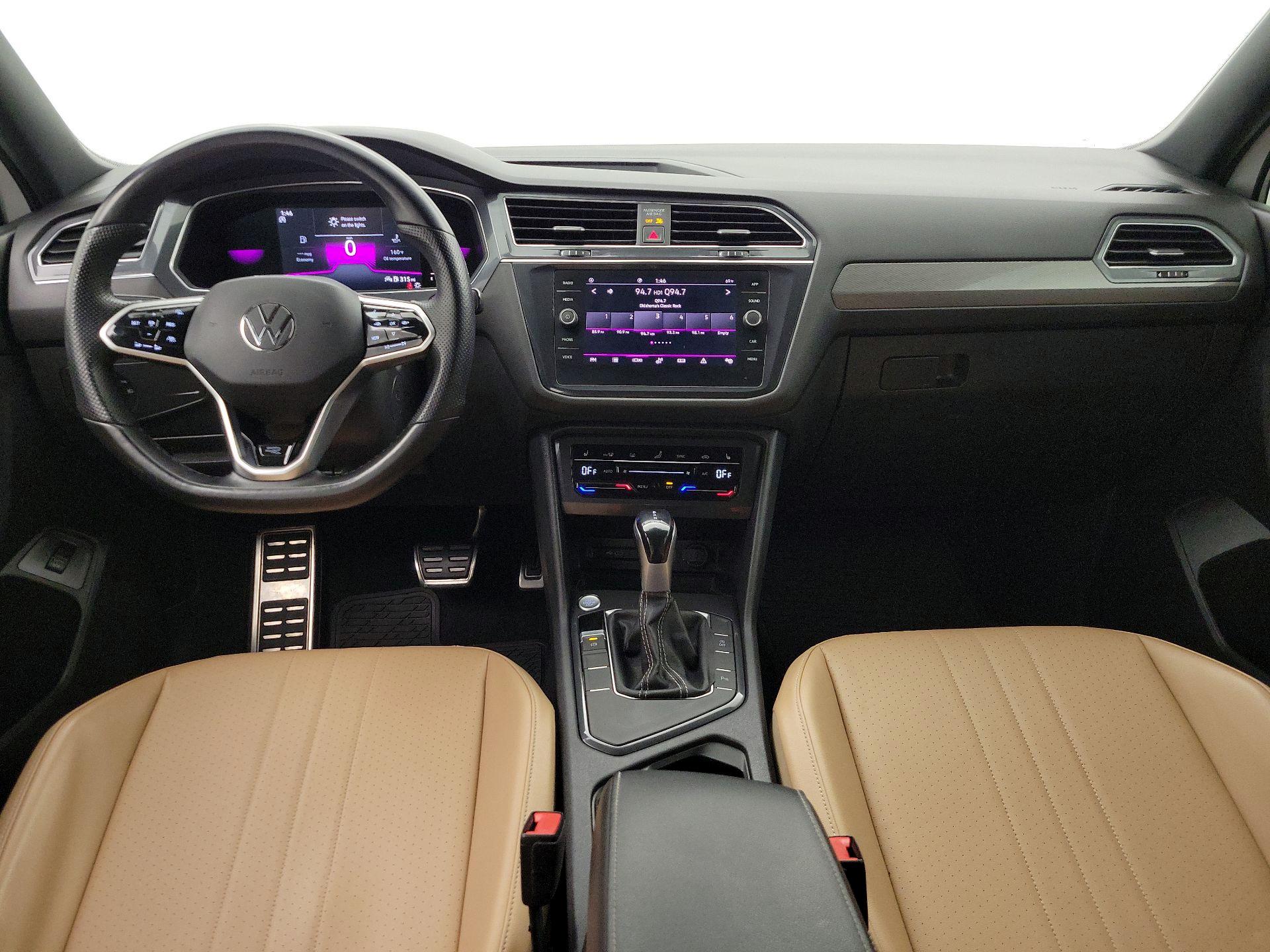 Thumbnail: 2022 Volkswagen Tiguan - 9