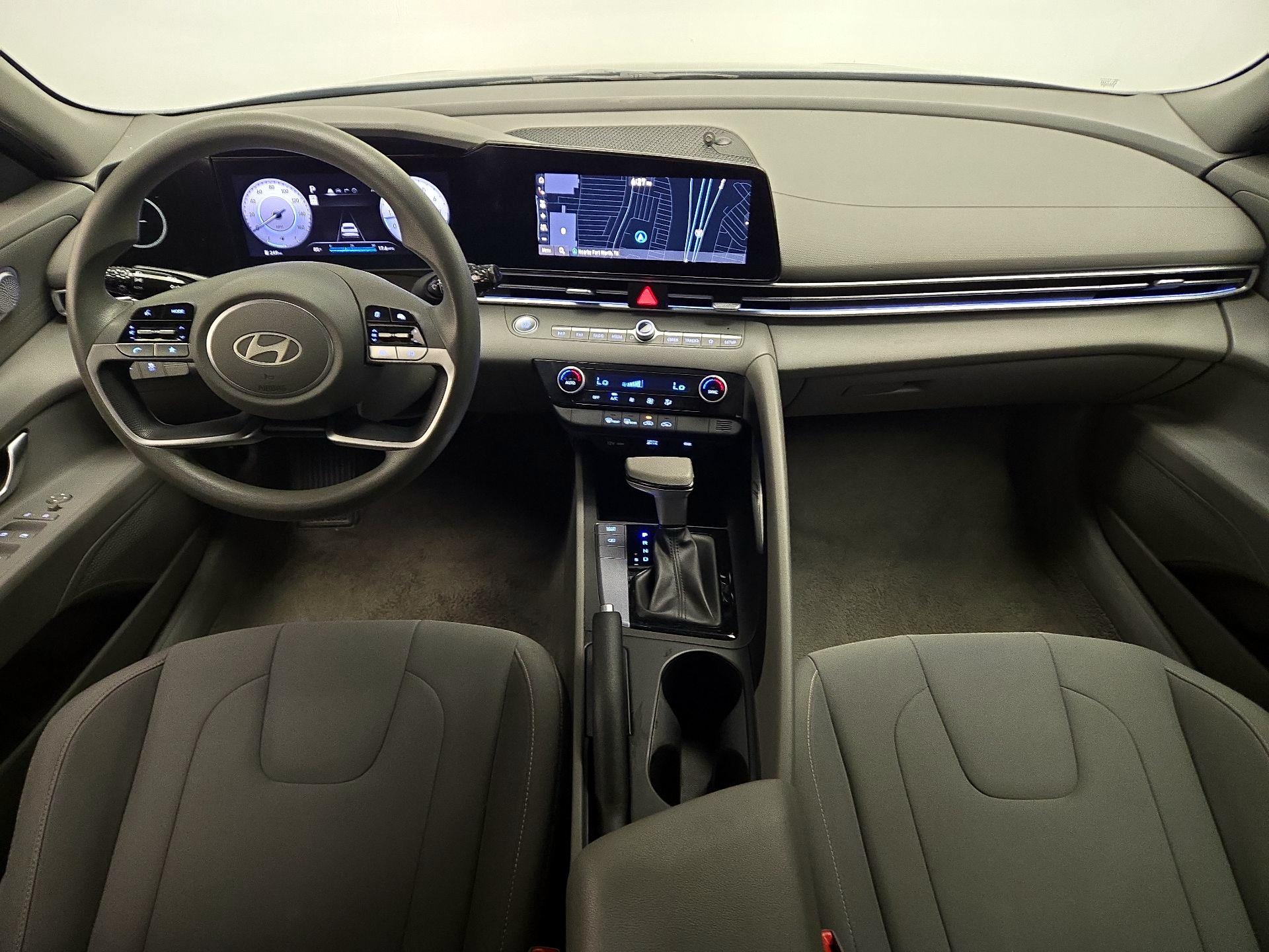 Thumbnail: 2024 Hyundai Elantra - 9