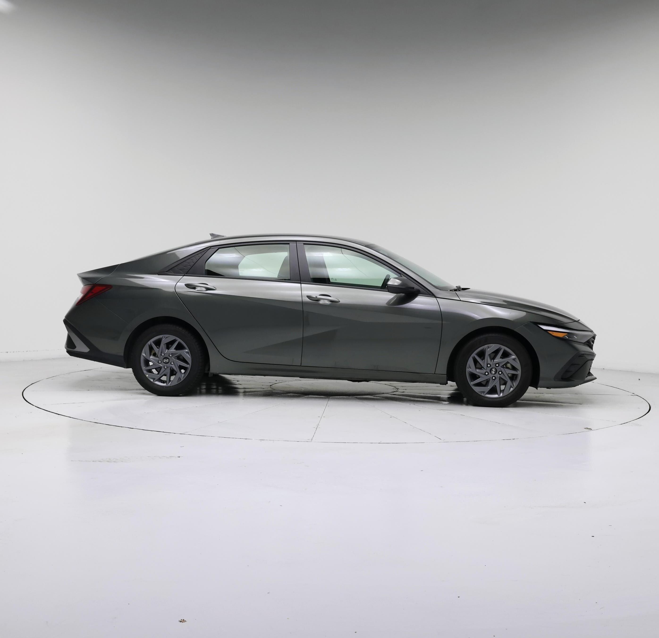Thumbnail: 2024 Hyundai Elantra - 7