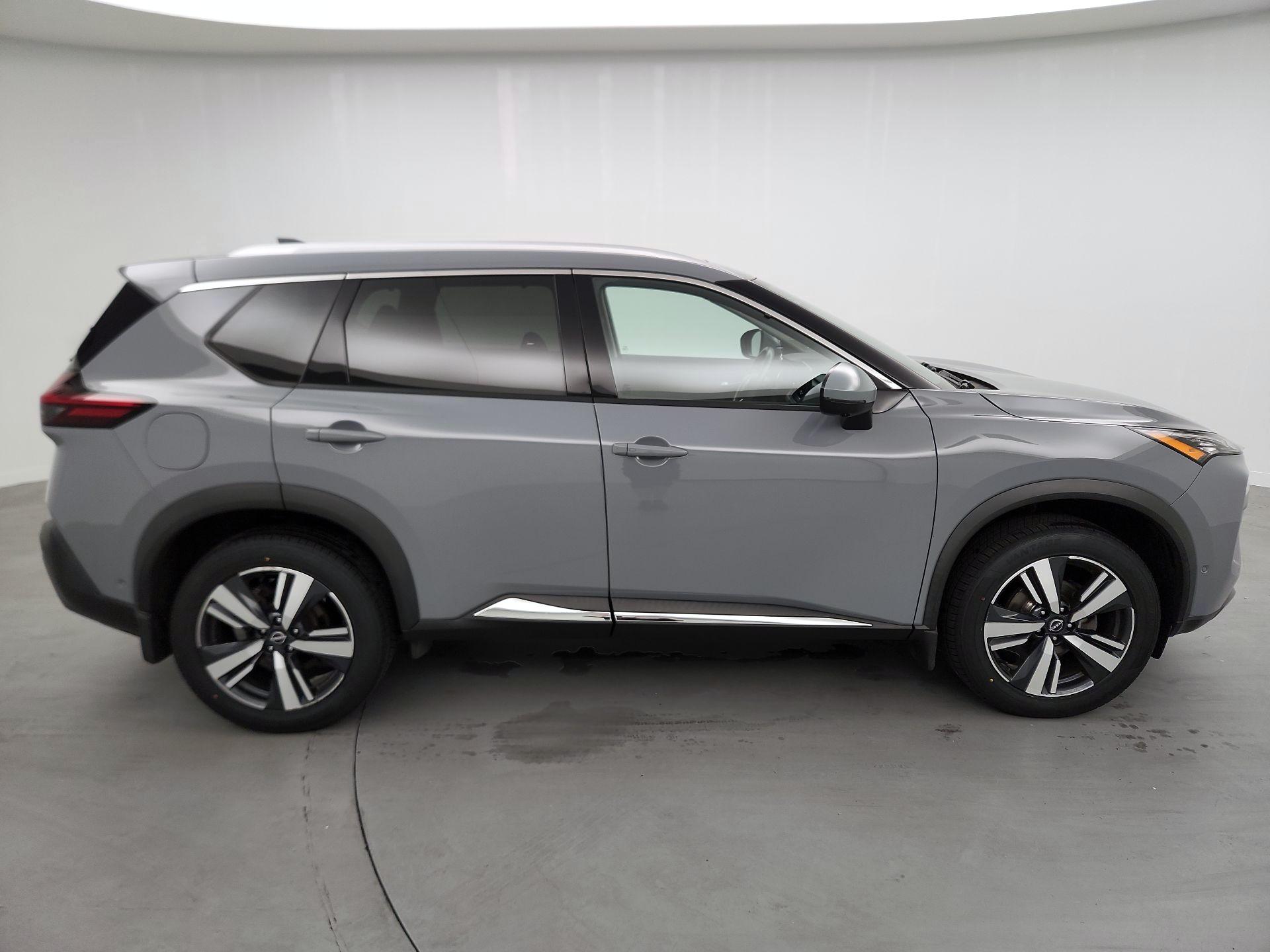 Thumbnail: 2023 Nissan Rogue - 4