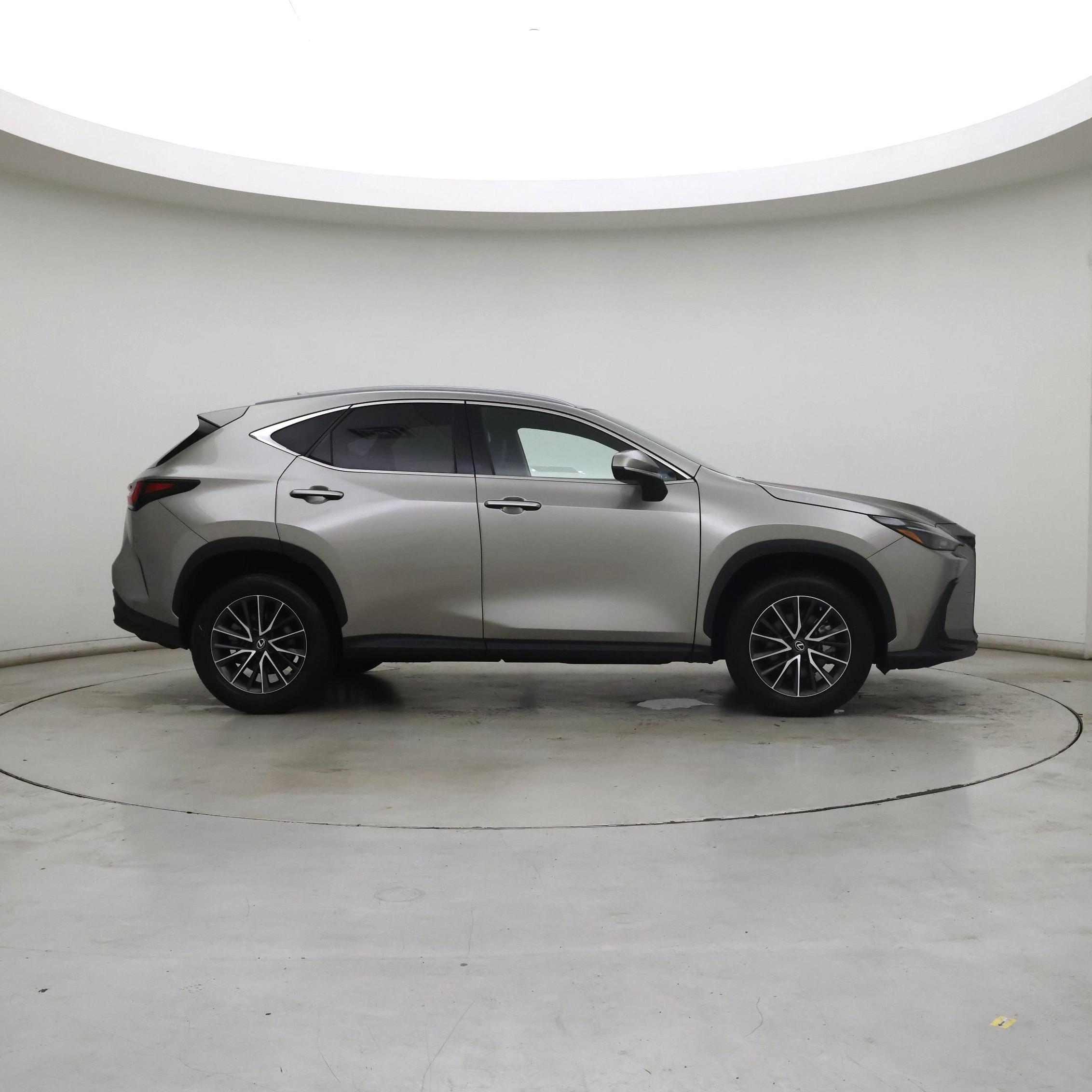 Thumbnail: 2023 Lexus NX - 7