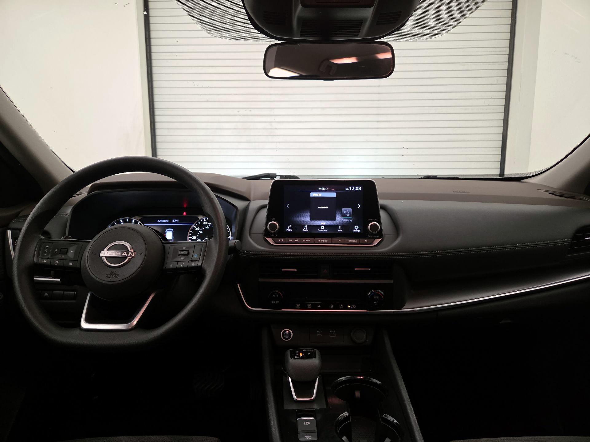 Thumbnail: 2023 Nissan Rogue - 9