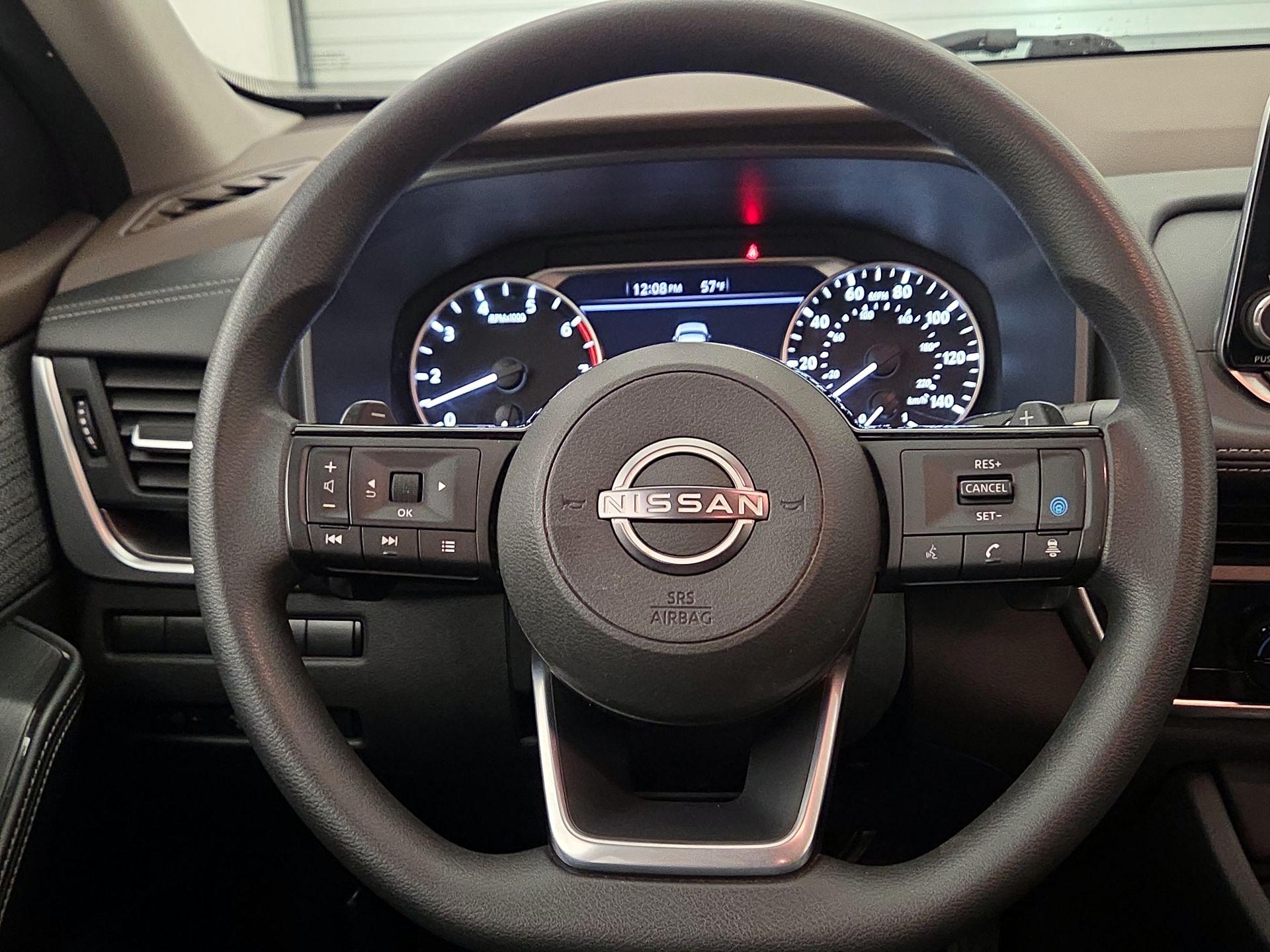 Thumbnail: 2023 Nissan Rogue - 10