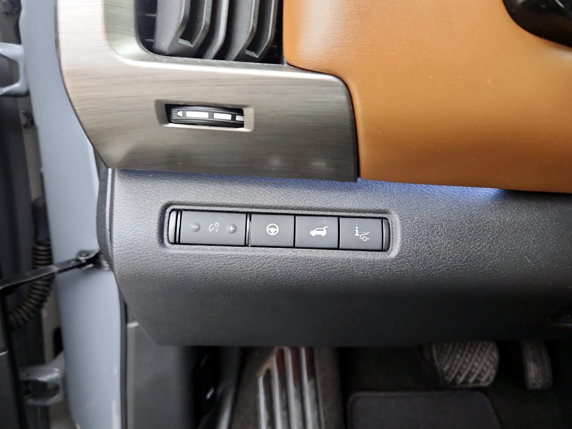 Thumbnail: 2023 Nissan Pathfinder - 13