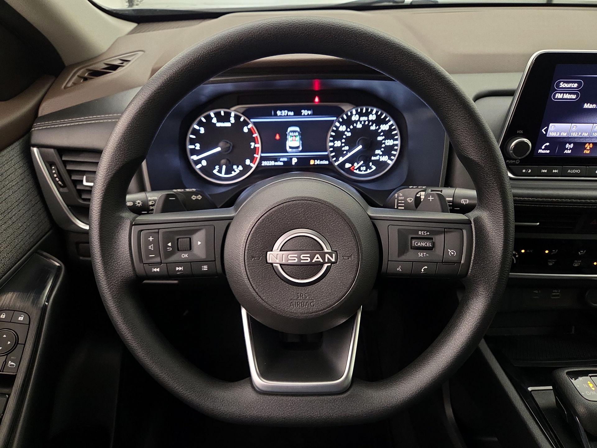 Thumbnail: 2023 Nissan Rogue - 10