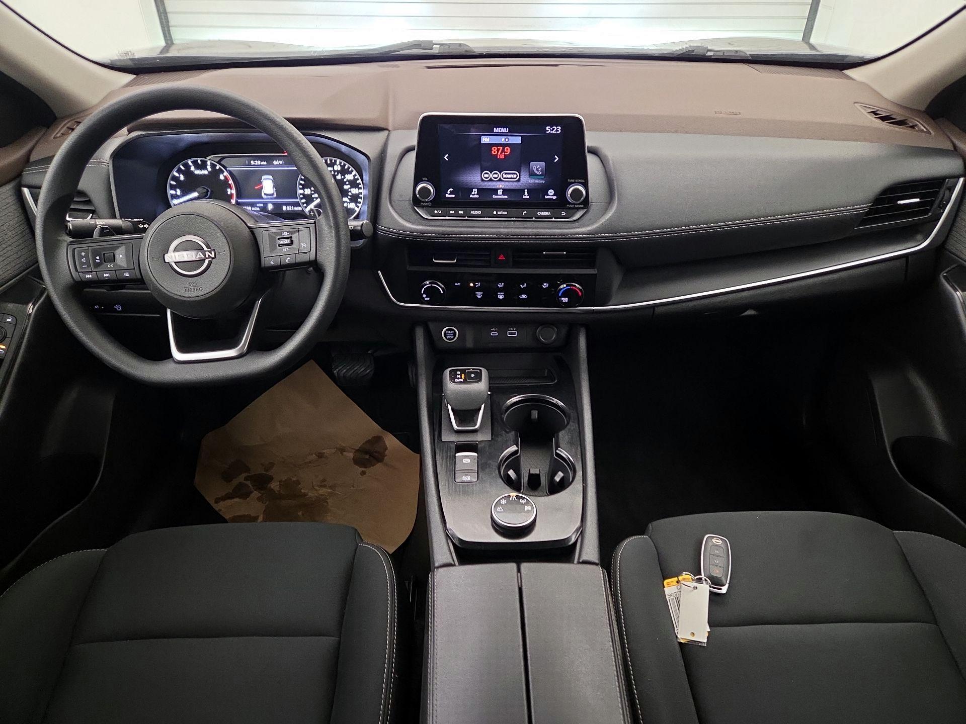 Thumbnail: 2023 Nissan Rogue - 9