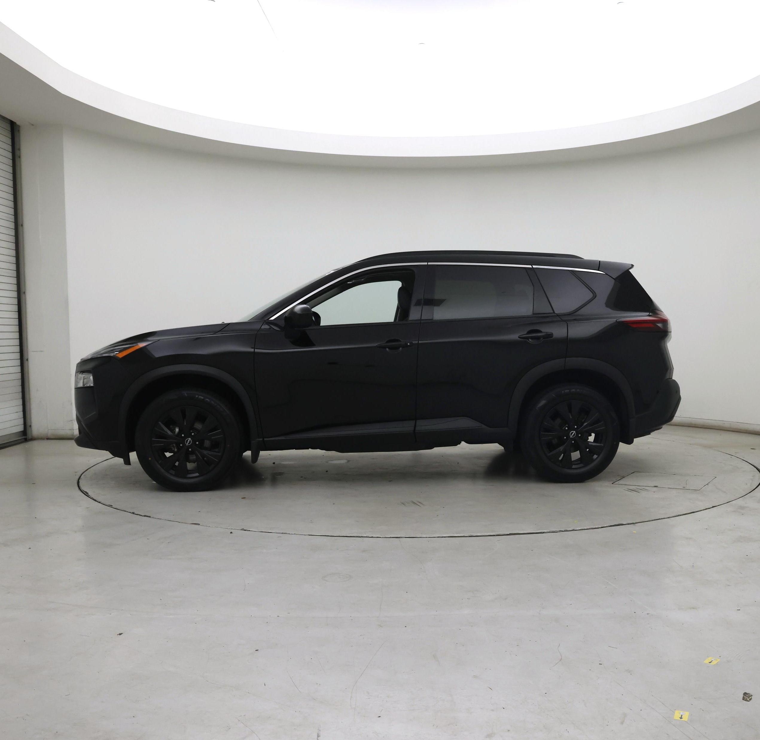 Thumbnail: 2023 Nissan Rogue - 3