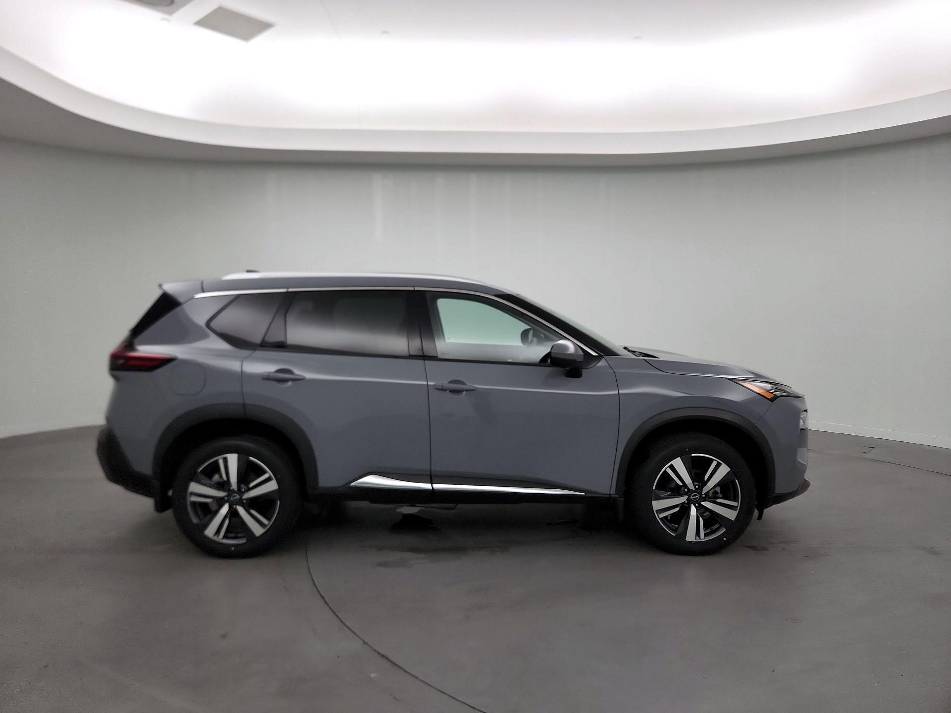 Thumbnail: 2023 Nissan Rogue - 4