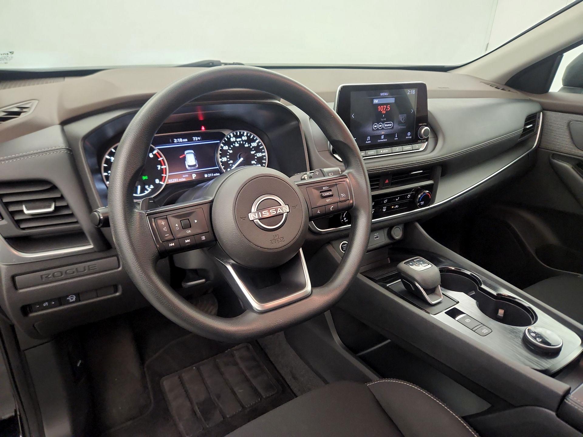 Thumbnail: 2023 Nissan Rogue - 9