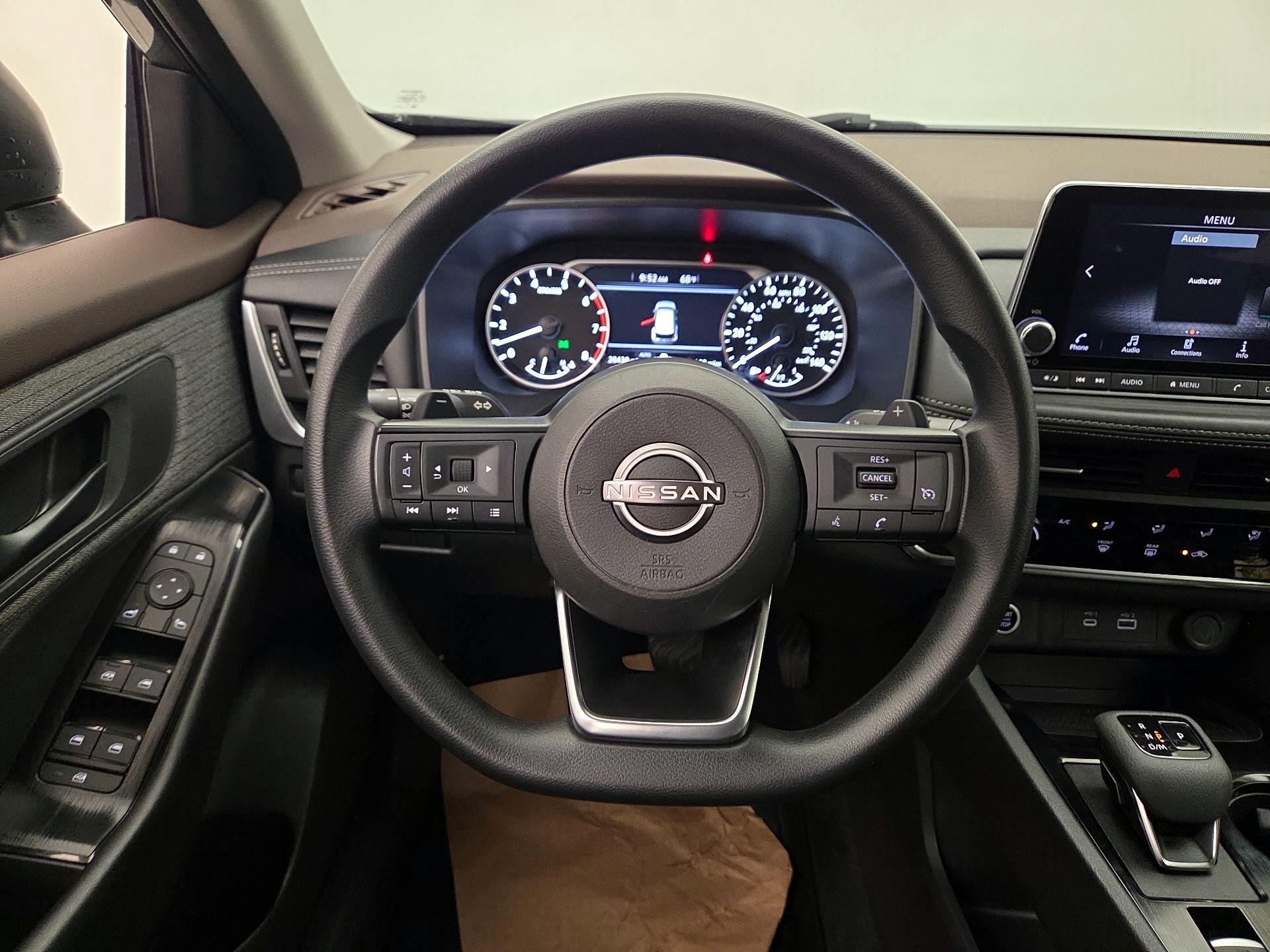 Thumbnail: 2023 Nissan Rogue - 10
