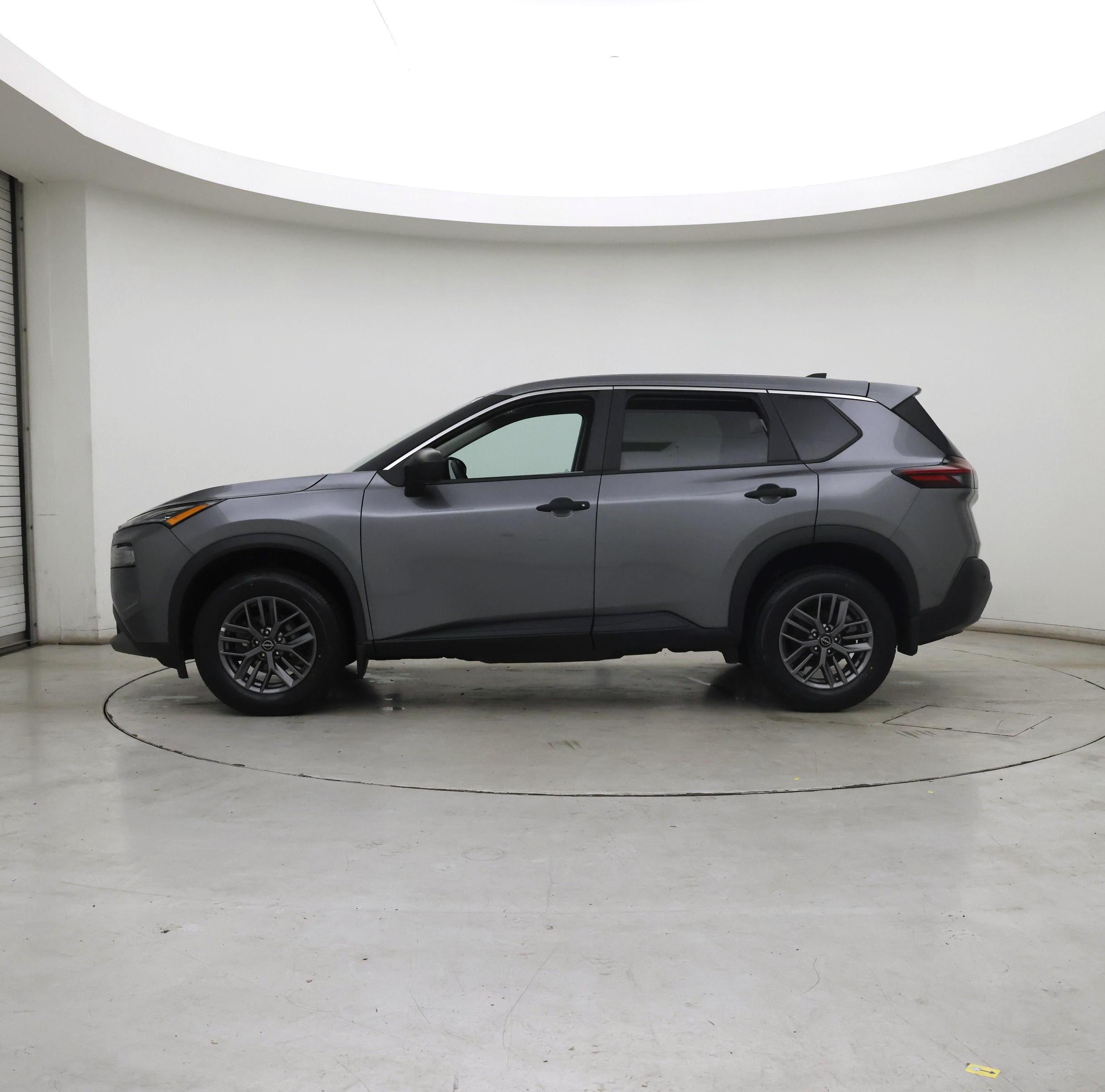 Thumbnail: 2023 Nissan Rogue - 3