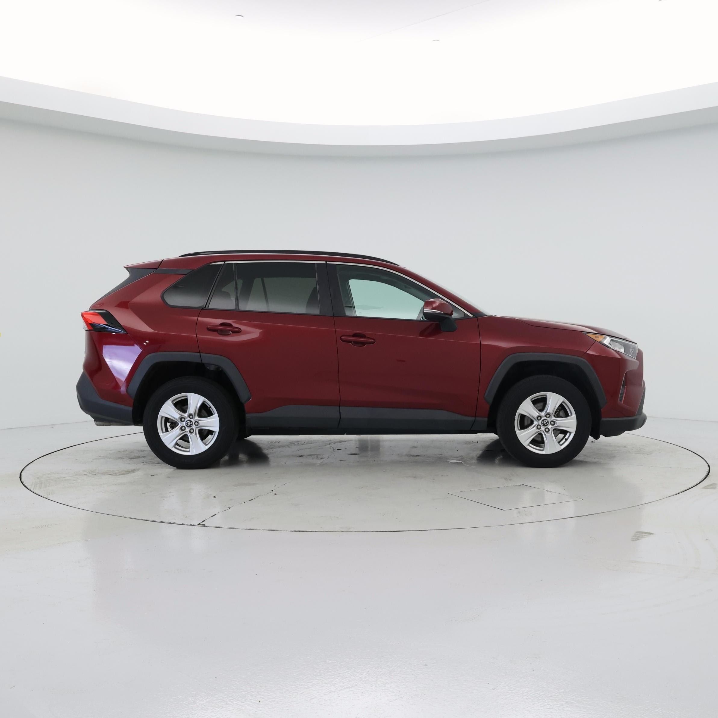 Thumbnail: 2020 Toyota RAV4 - 7