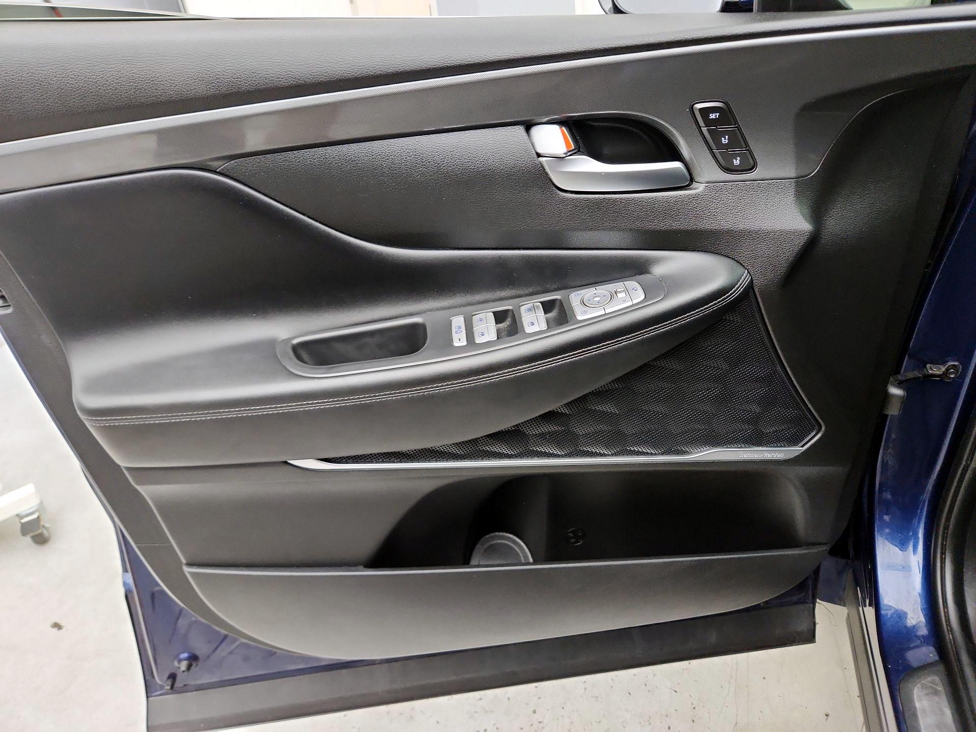 Thumbnail: 2023 Hyundai Santa Fe - 12