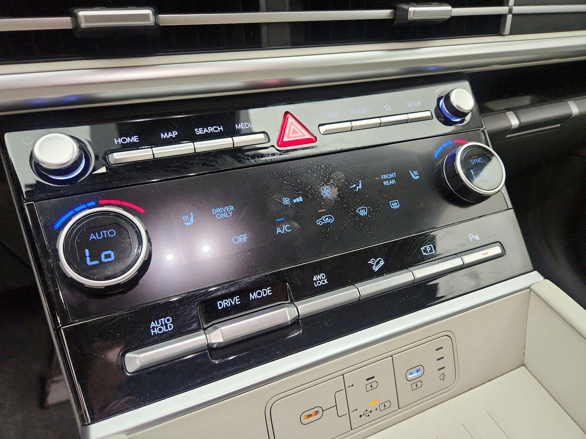 Thumbnail: 2024 Hyundai Santa Fe - 16