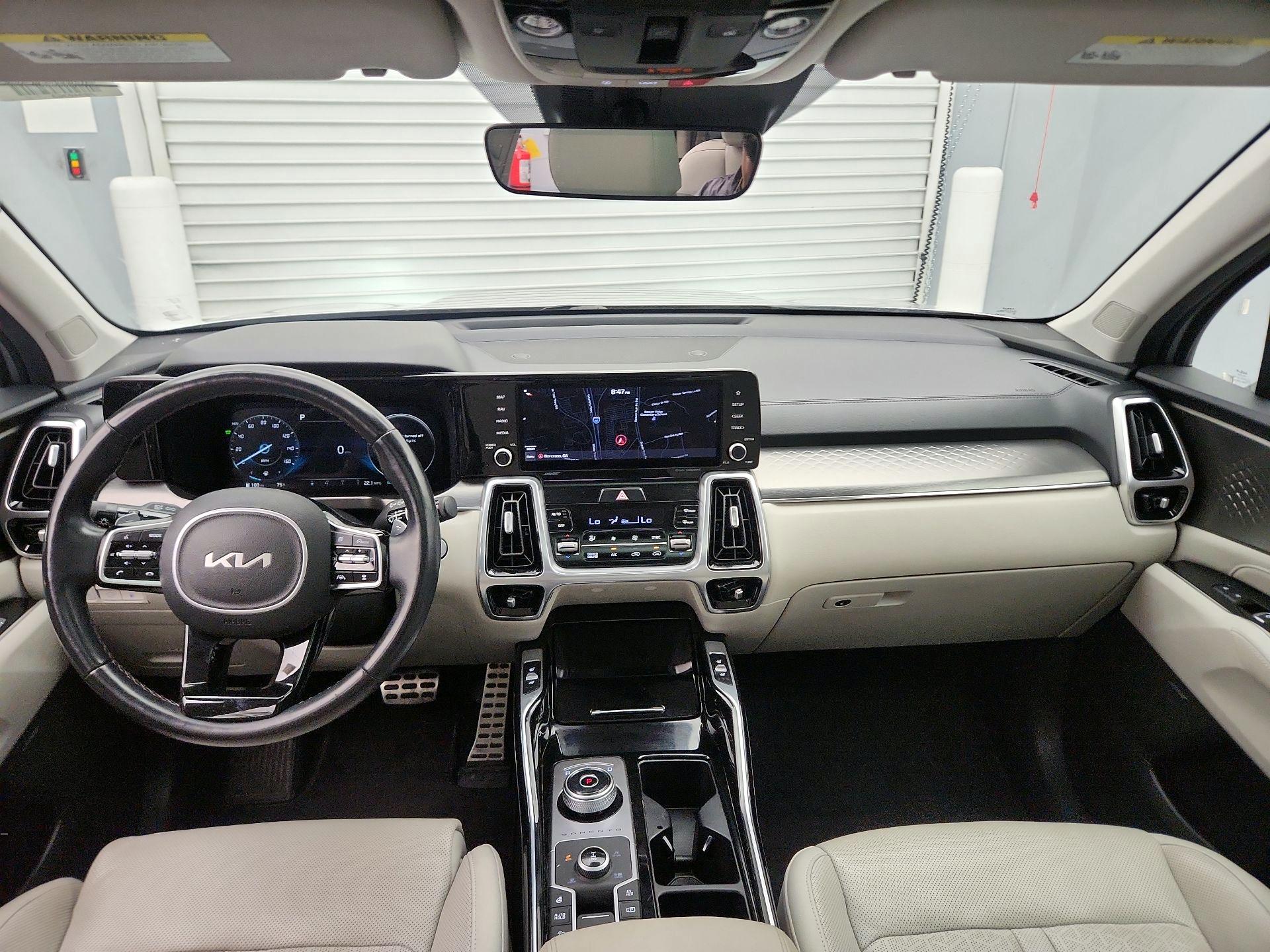 Thumbnail: 2022 Kia Sorento - 9