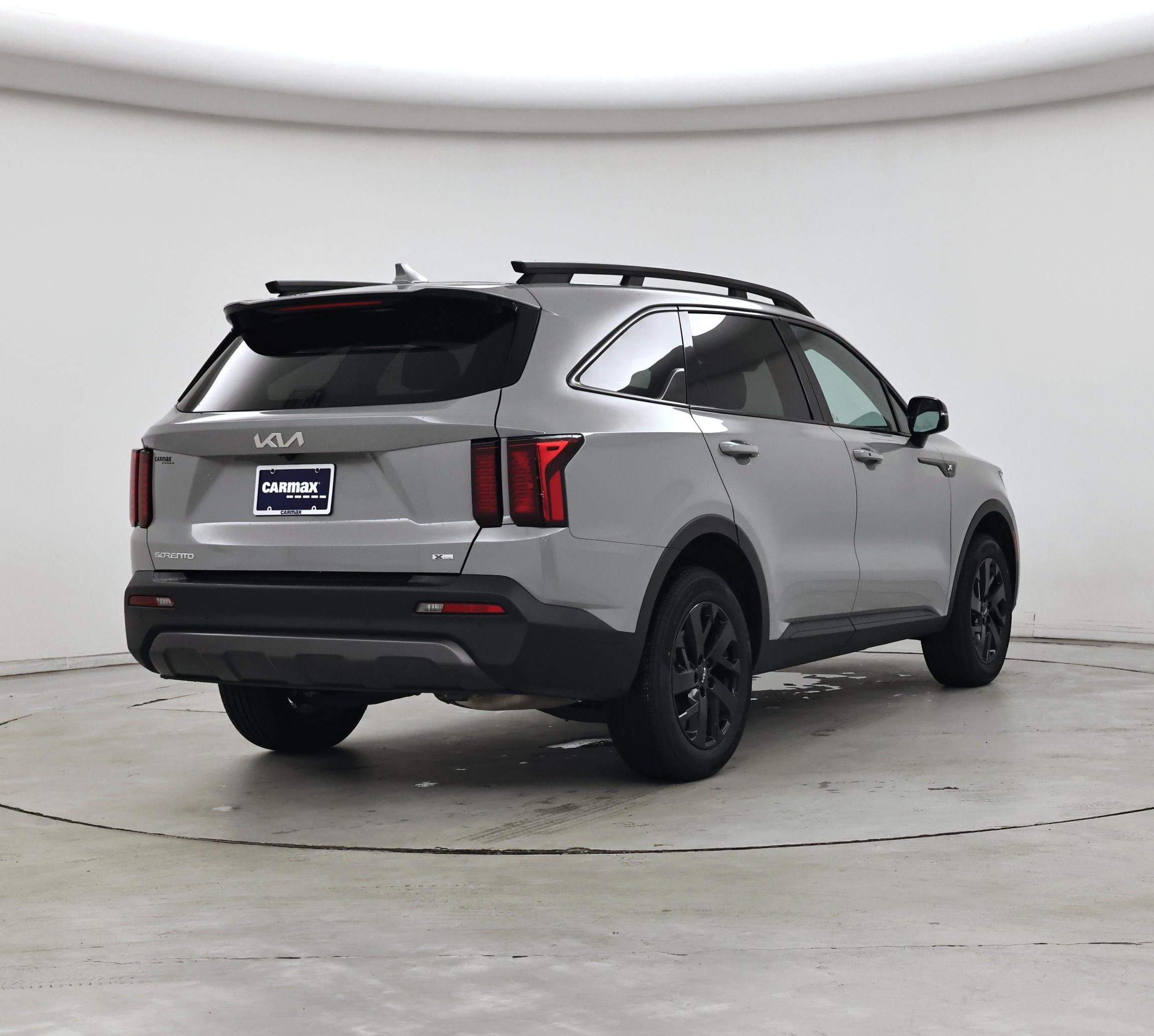 Thumbnail: 2023 Kia Sorento - 8