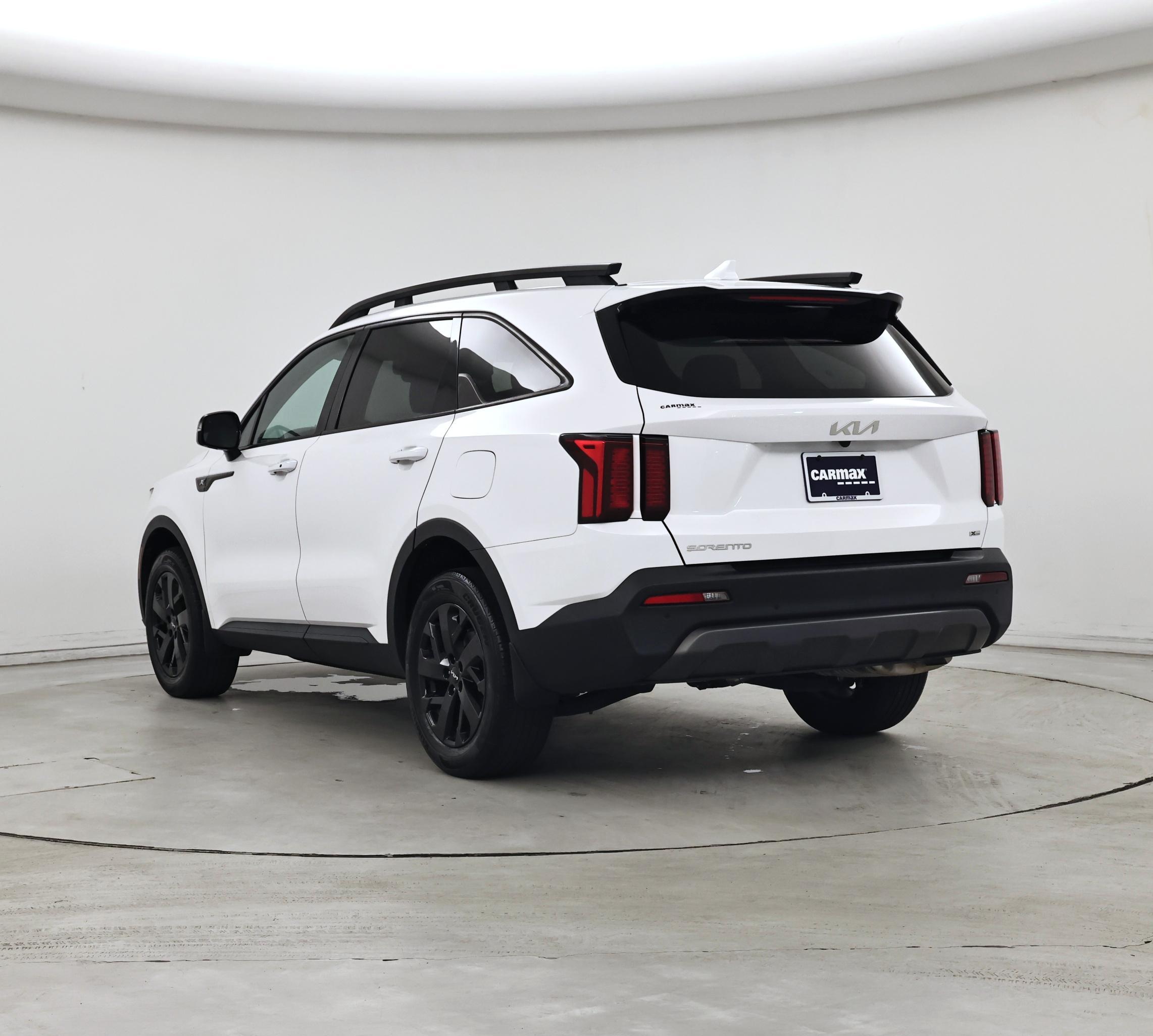 Thumbnail: 2023 Kia Sorento - 2