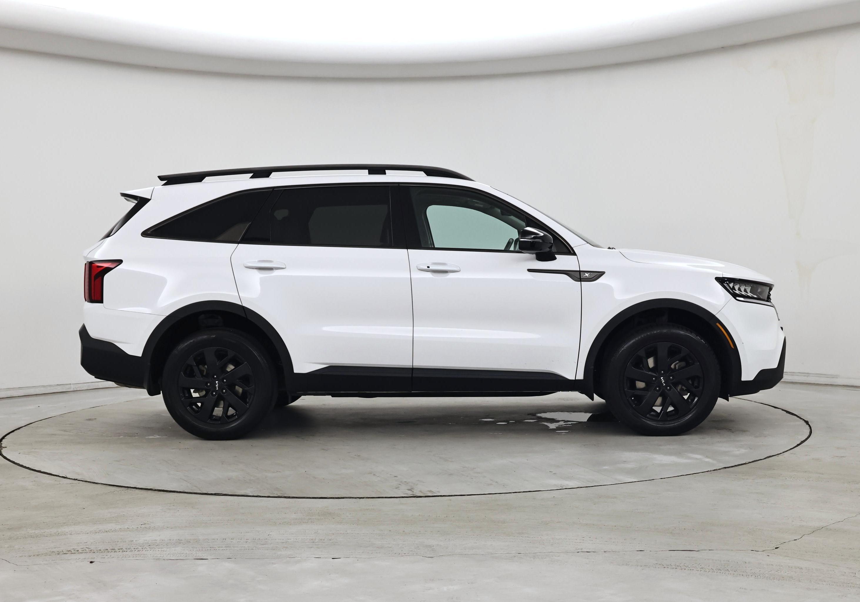 Thumbnail: 2023 Kia Sorento - 7