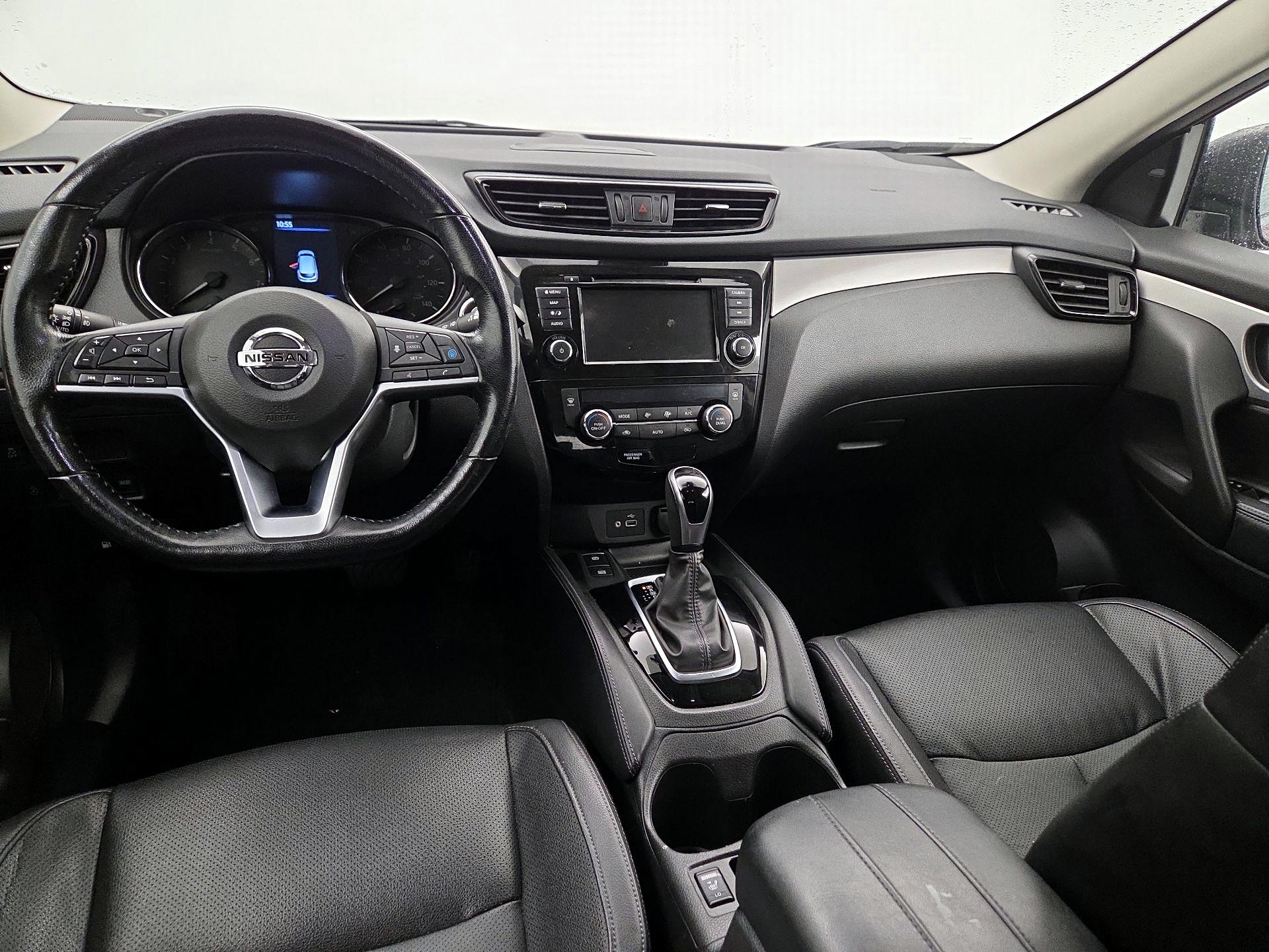 Thumbnail: 2020 Nissan Rogue Sport - 9