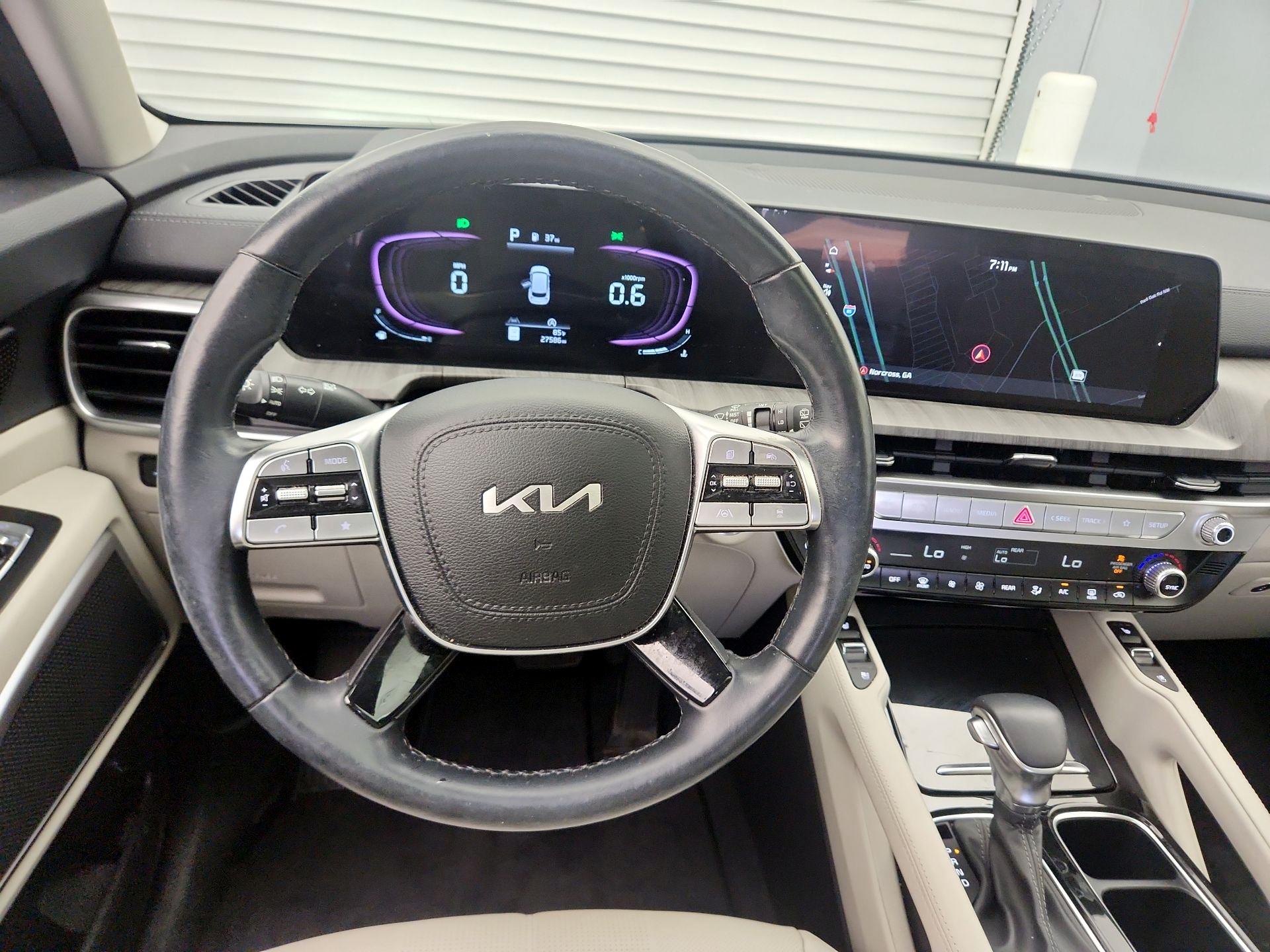 Thumbnail: 2023 Kia Telluride - 10
