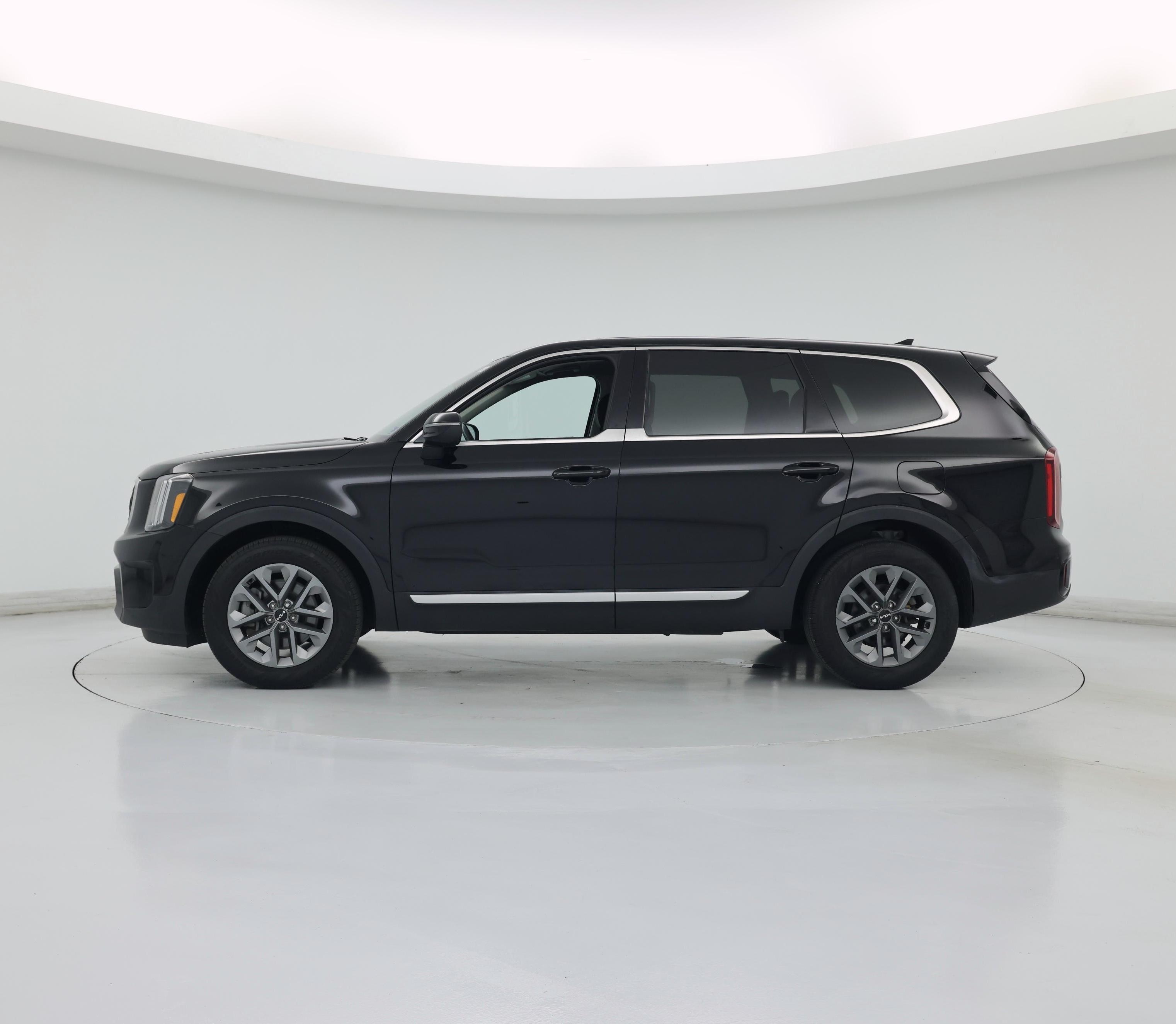 Thumbnail: 2023 Kia Telluride - 3