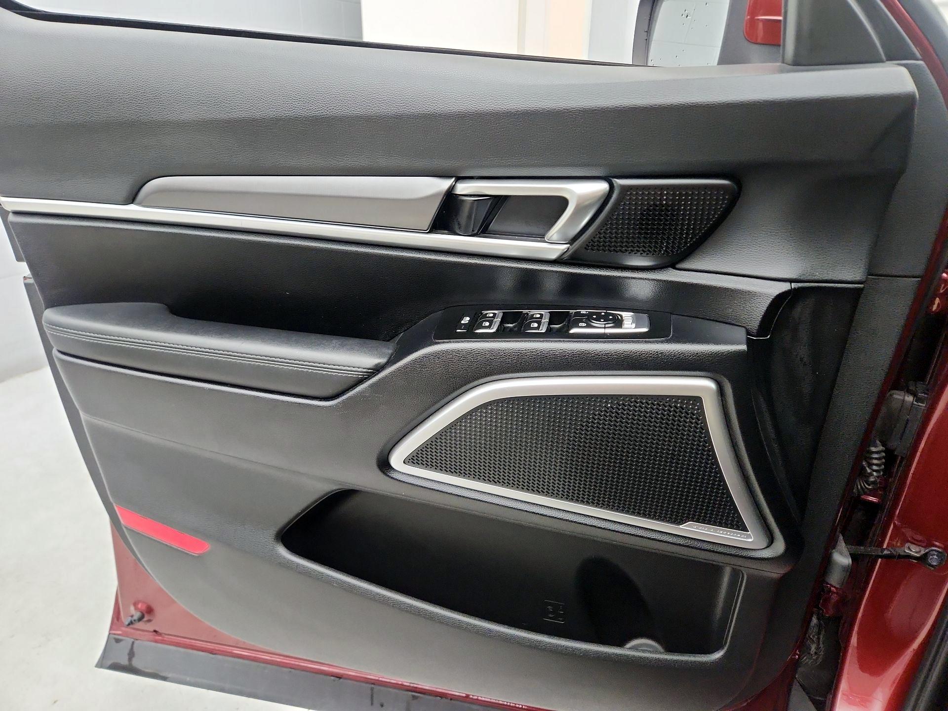 Thumbnail: 2023 Kia Telluride - 12