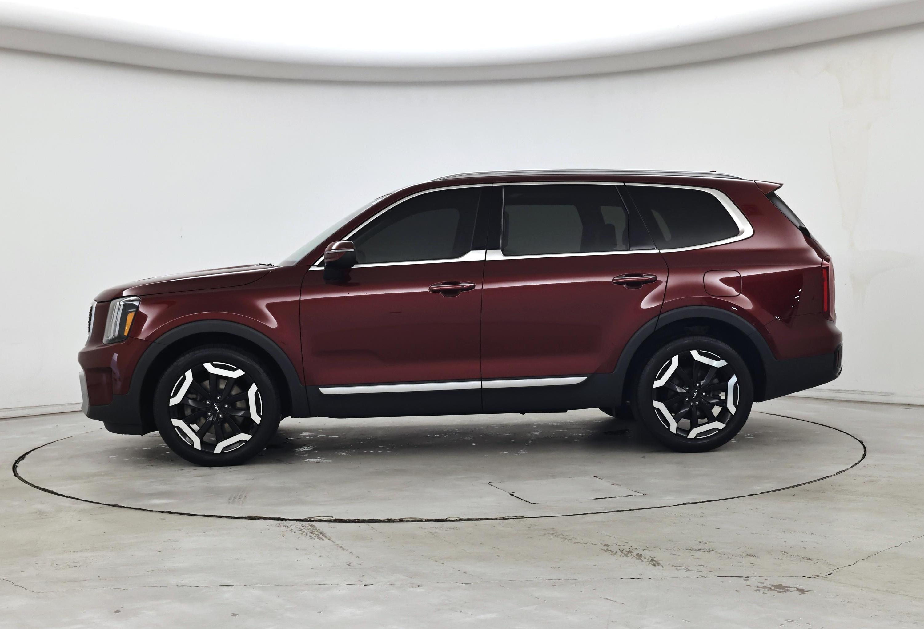 Thumbnail: 2023 Kia Telluride - 3