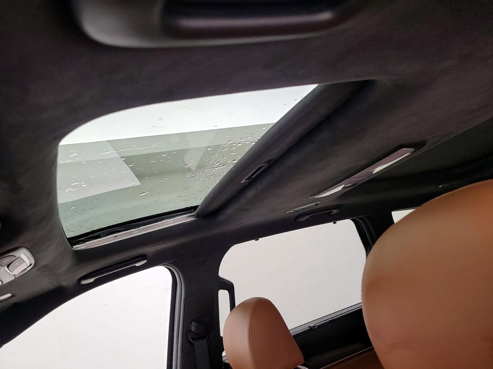 Sunroof(s) & Skylight(s)