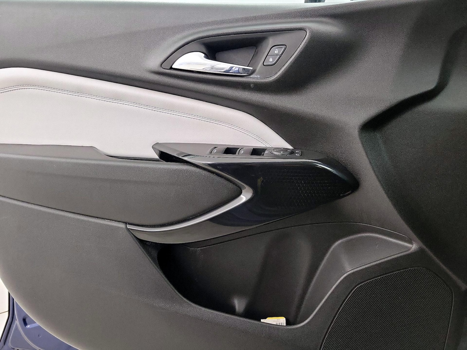 2024 Chevrolet Trax LT - Photo 13